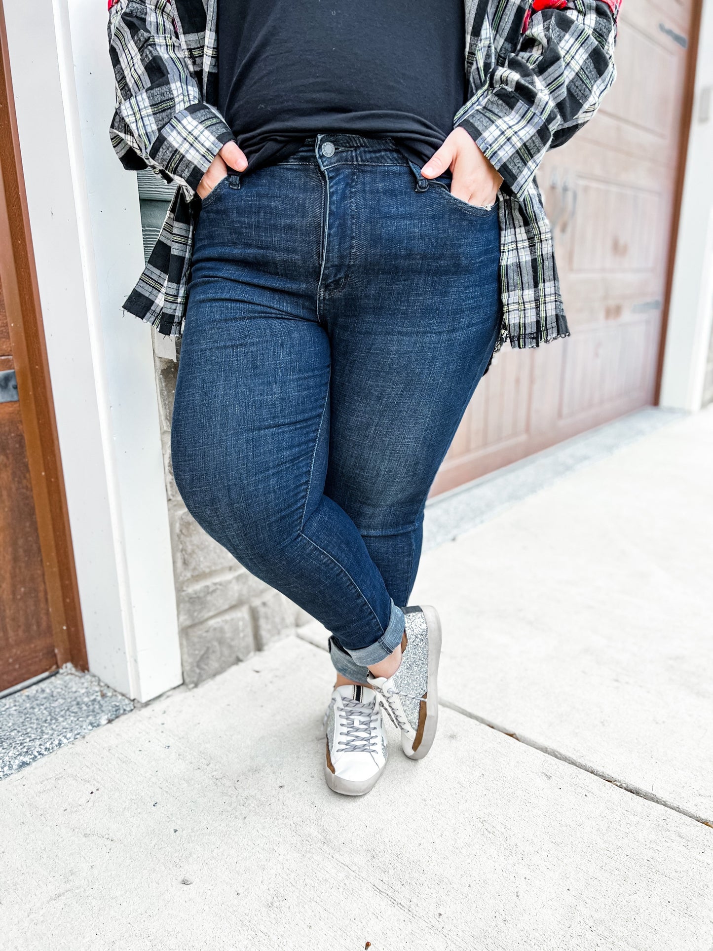 Judy Blue Non-Distressed Super Dark Tummy Control skinny