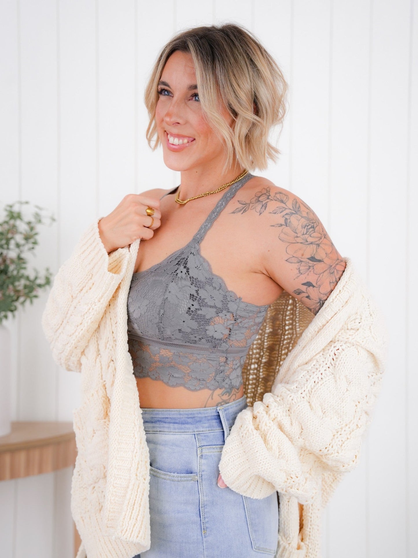 Restocks!! Plus/Reg Lace Racerback Bralette With Adjustable Straps (Multiple Colors)