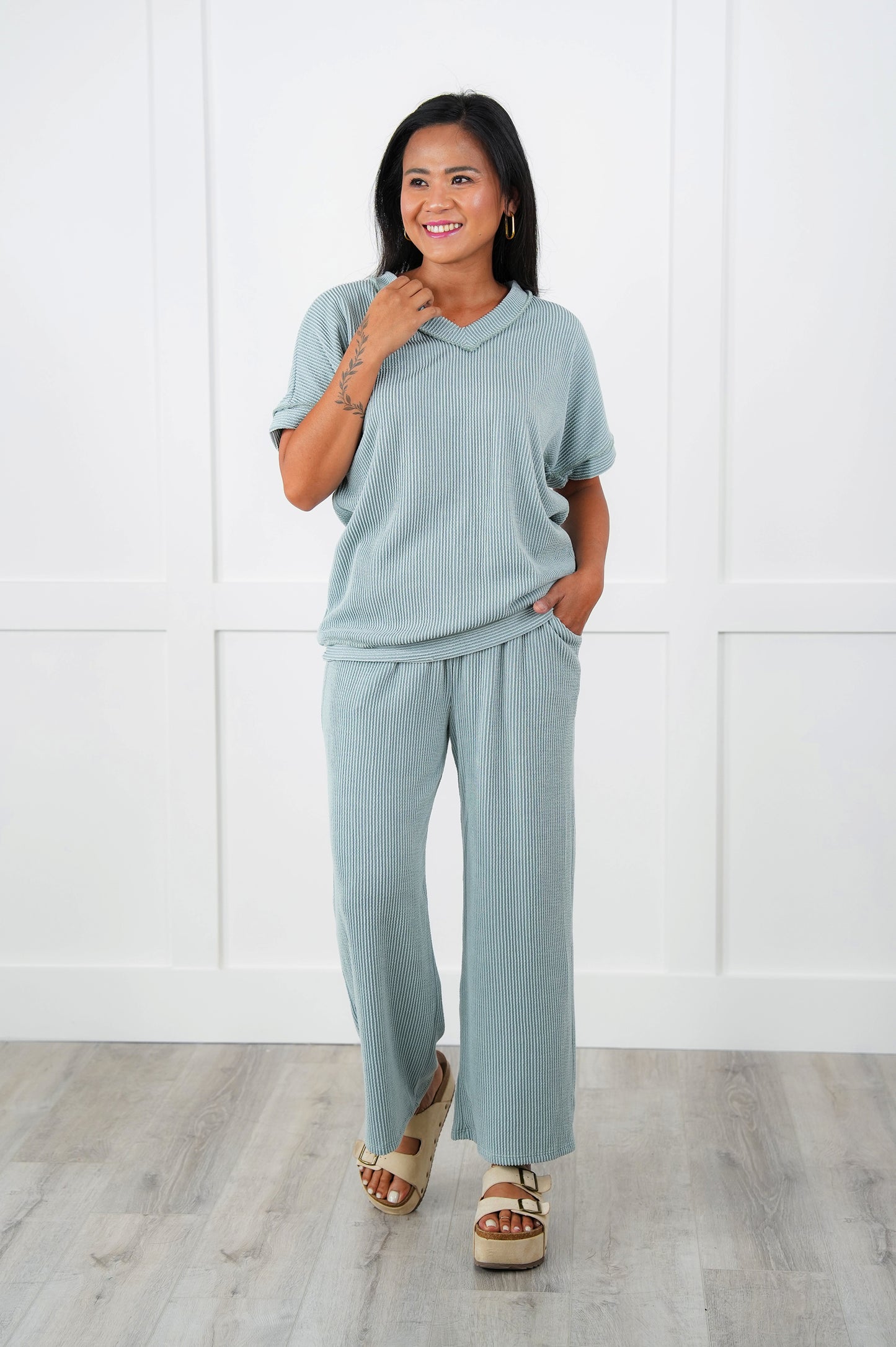 Ribbed Short Sleeve V Neck Top With Elastic Waistband Lounge Pant Set (Multiple Colors)