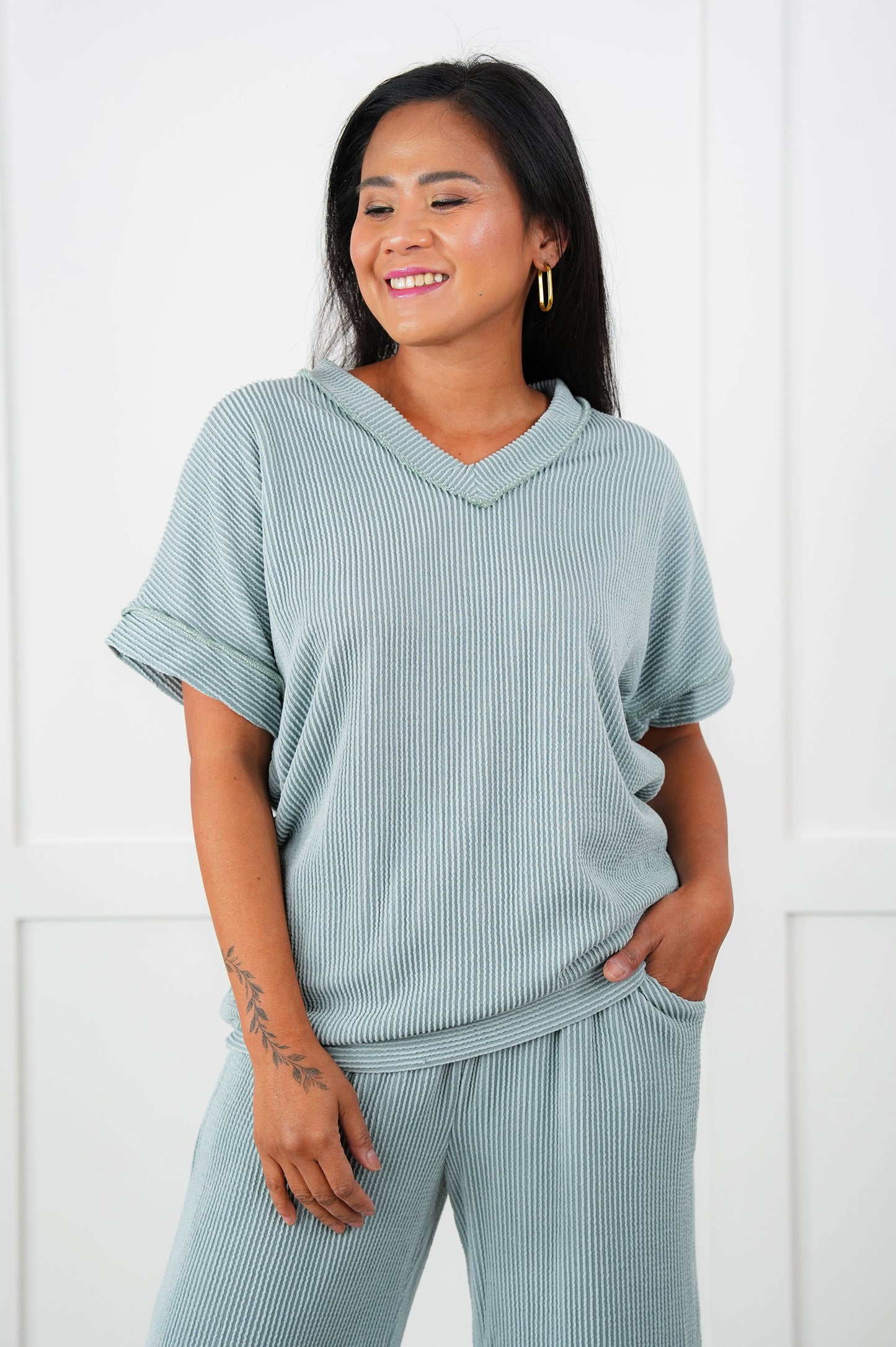Ribbed Short Sleeve V Neck Top With Elastic Waistband Lounge Pant Set (Multiple Colors)