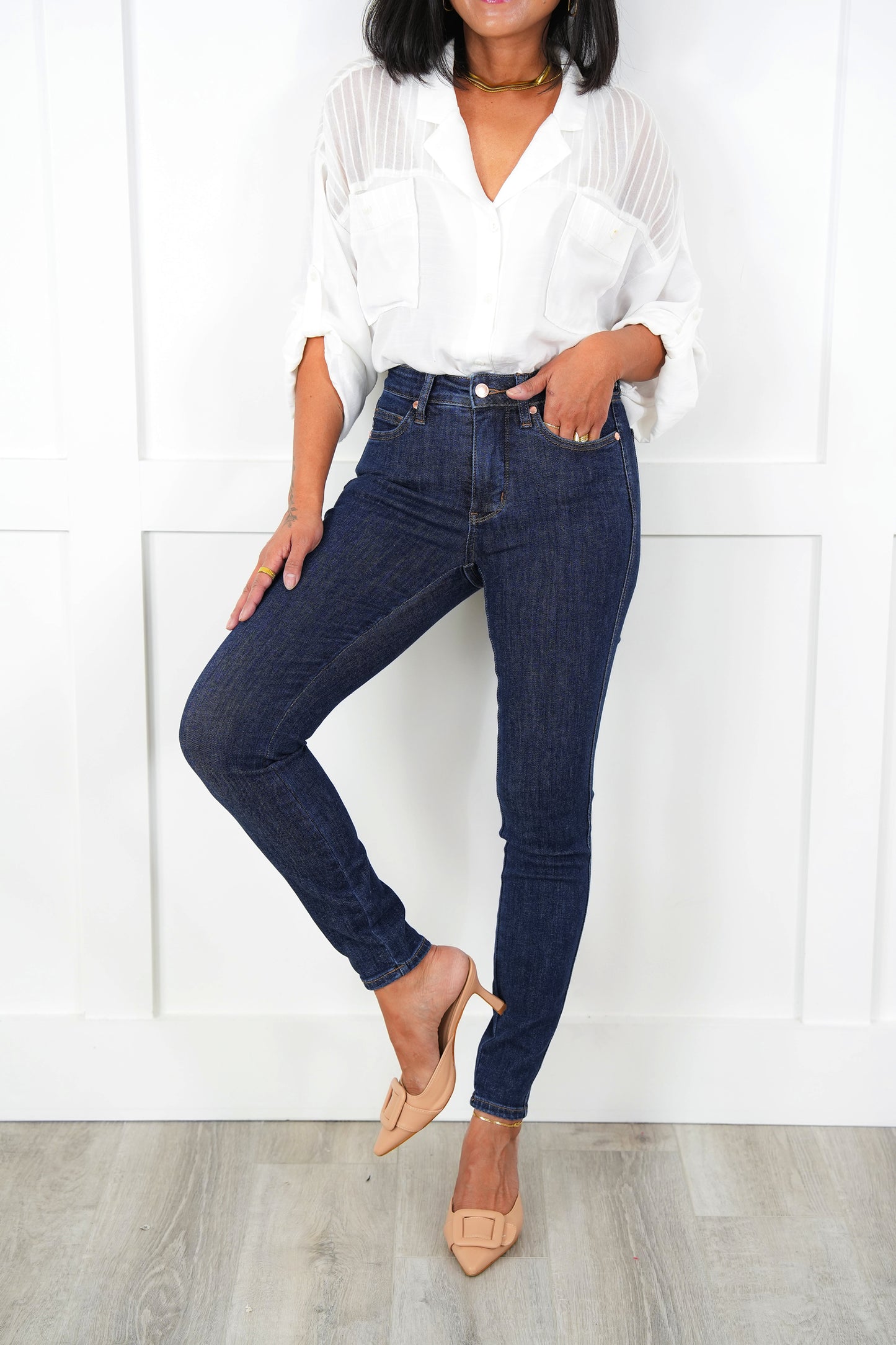 Judy Blue Mid Rise Dark Wash Classic Tummy Control Skinny Jeans