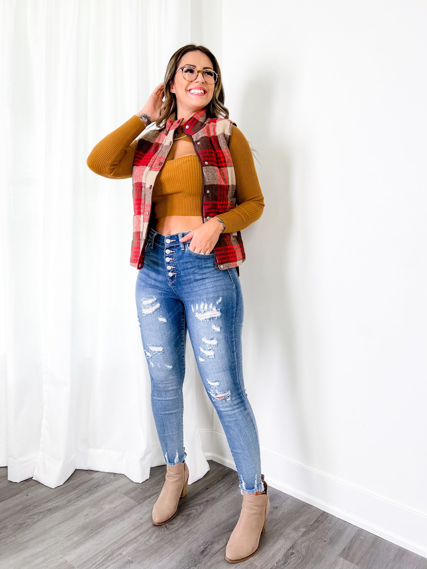 Judy Blue Wish Upon a Star Medium Wash Distressed Skinny Button Fly Jeans