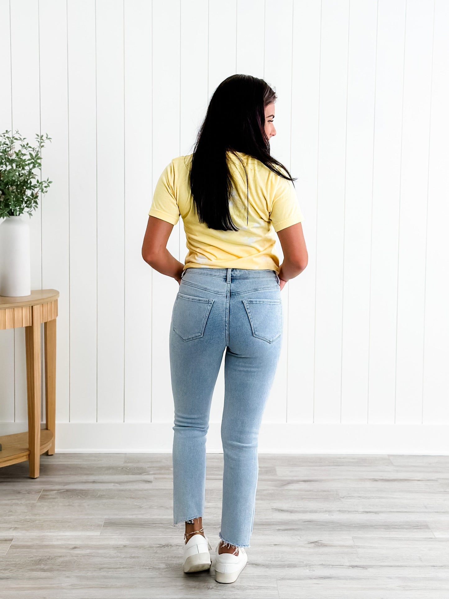Lovervet High Rise Light Wash Slim Straight Leg Jeans