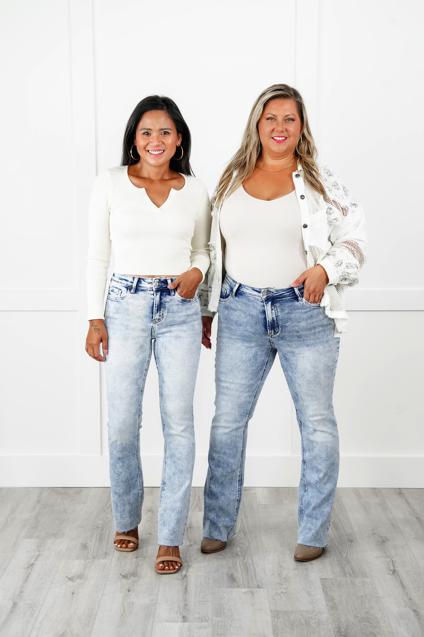 Vervet High Rise Non Distressed Bootcut Jeans