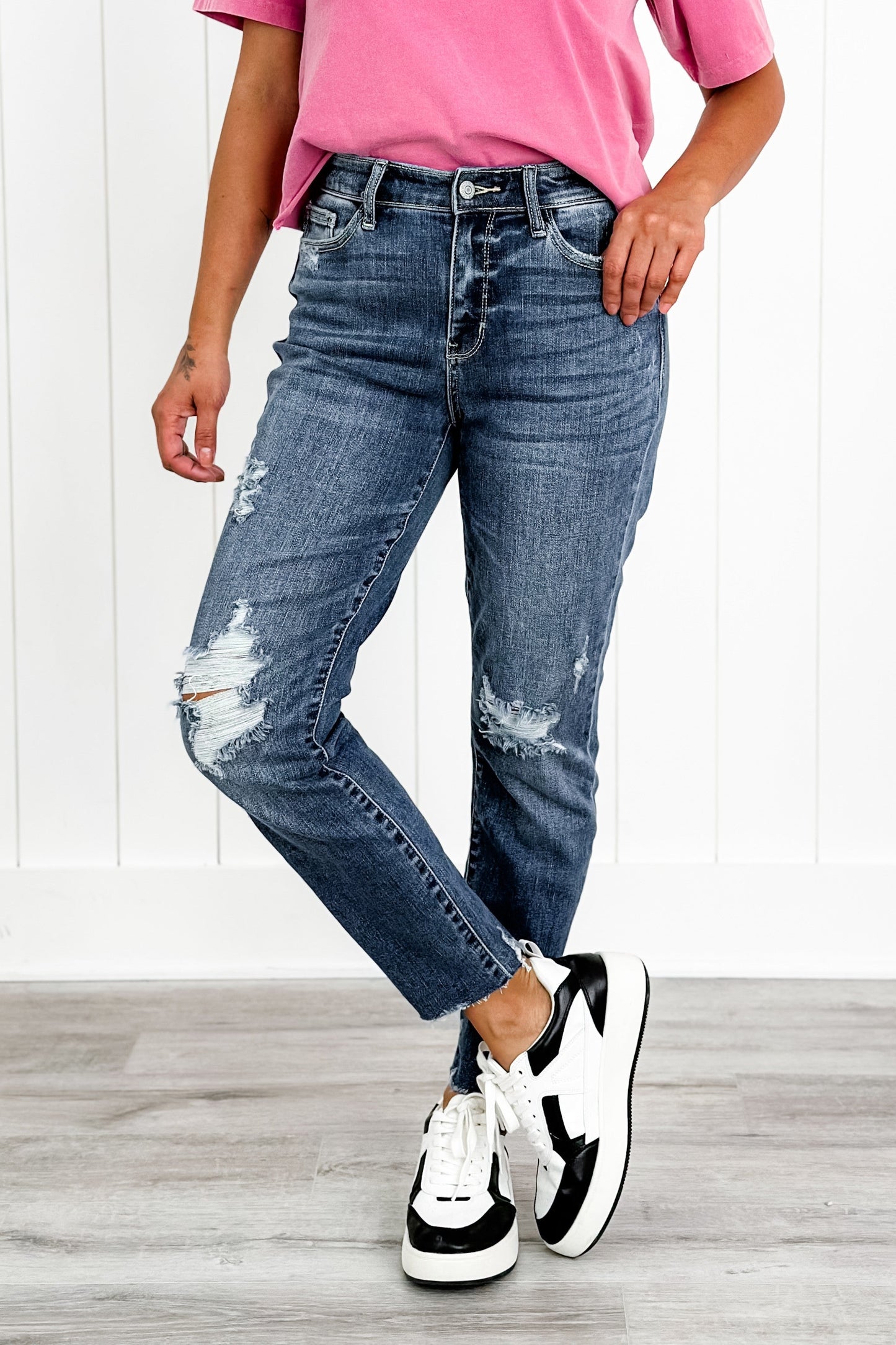 Judy Blue Here Comes The Sun Medium Wash High Rise Distressed Relaxed Fit Jeans