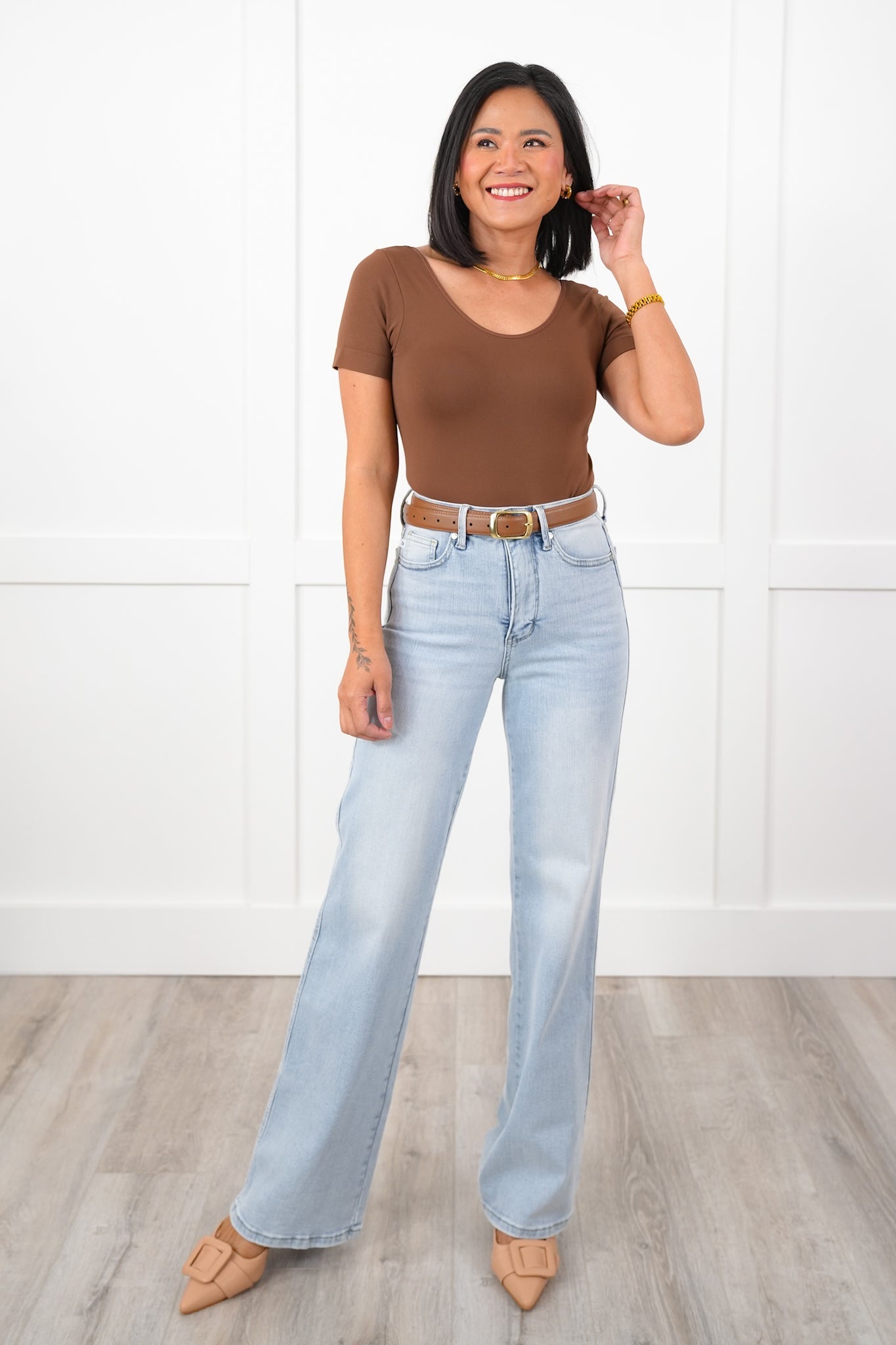 Door Buster! Plus/Reg Solid Short Sleeve Reversible Bodysuit