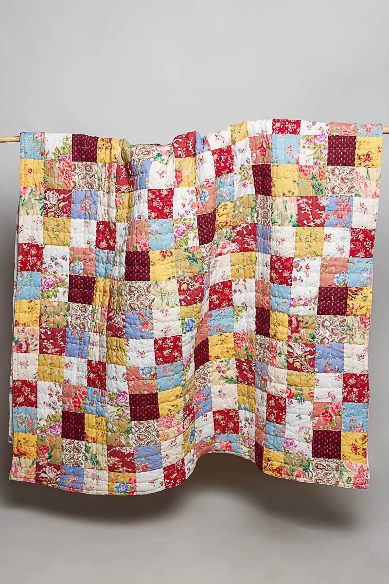 POL Quilted Throw Blanket