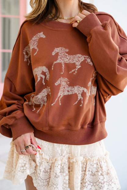 Long Sleeve Horse Graphic Pullover Sweatshirt
