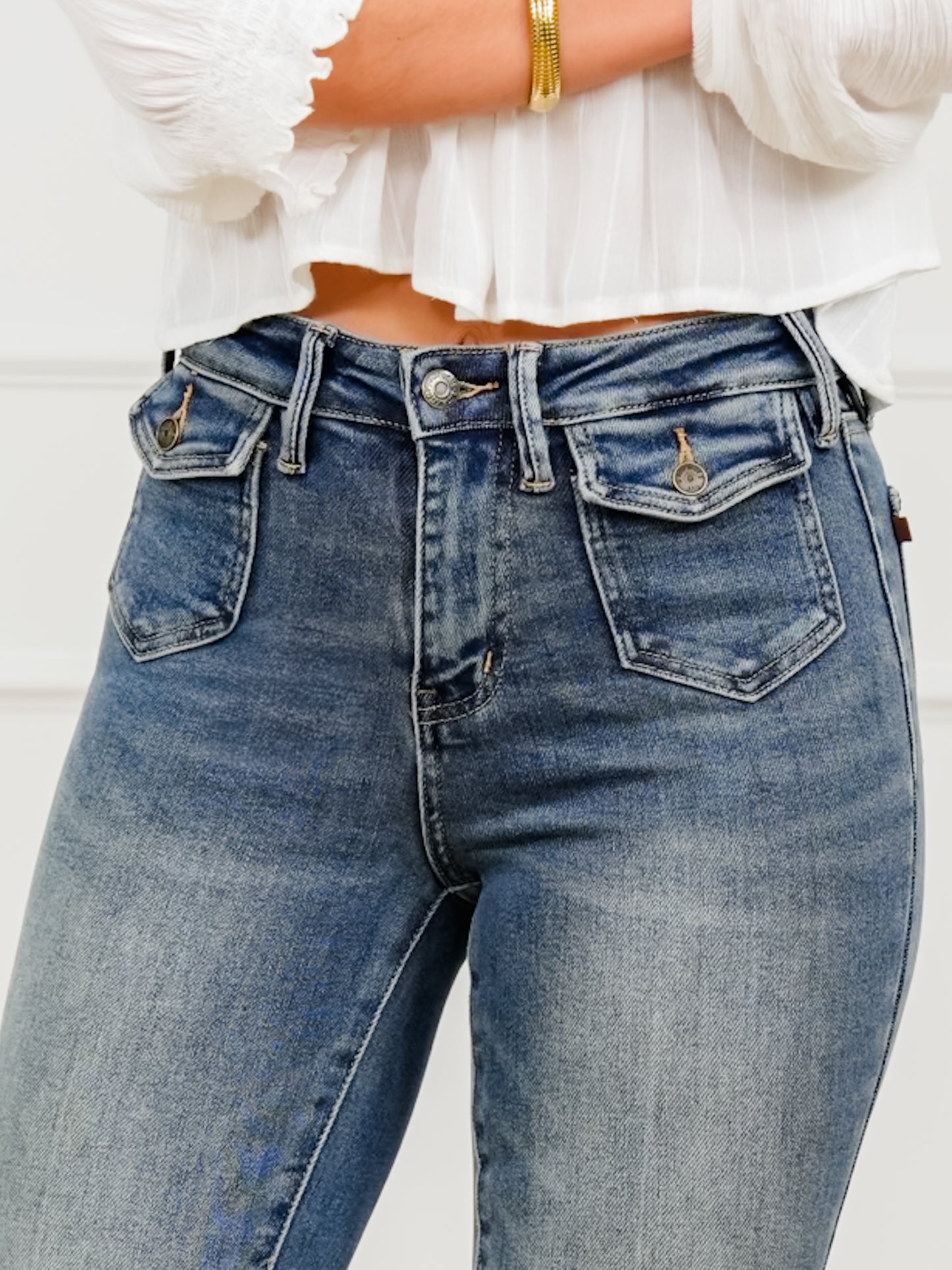 Judy Blue Mid Rise Medium Wash Flare Jeans With Front Flap Pockets