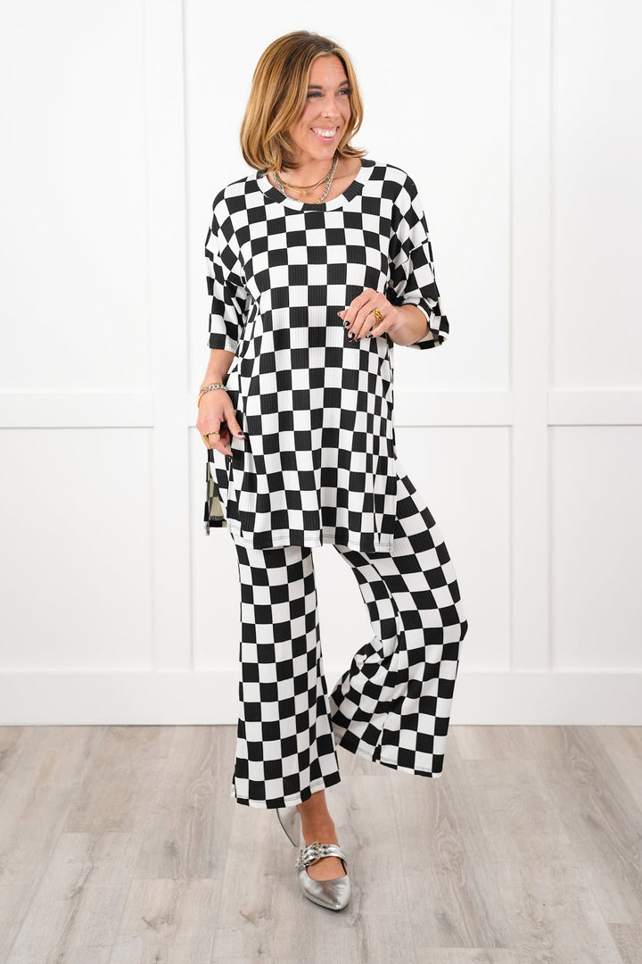 Plus/Reg Ribbed Checkered Short Sleeve Tunic Top and Pants Set