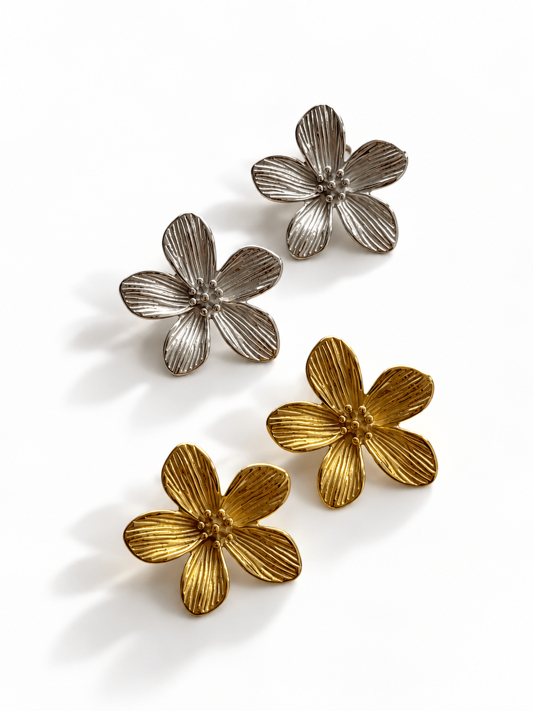 Textured Flower Stud Earrings - Freckled Poppy