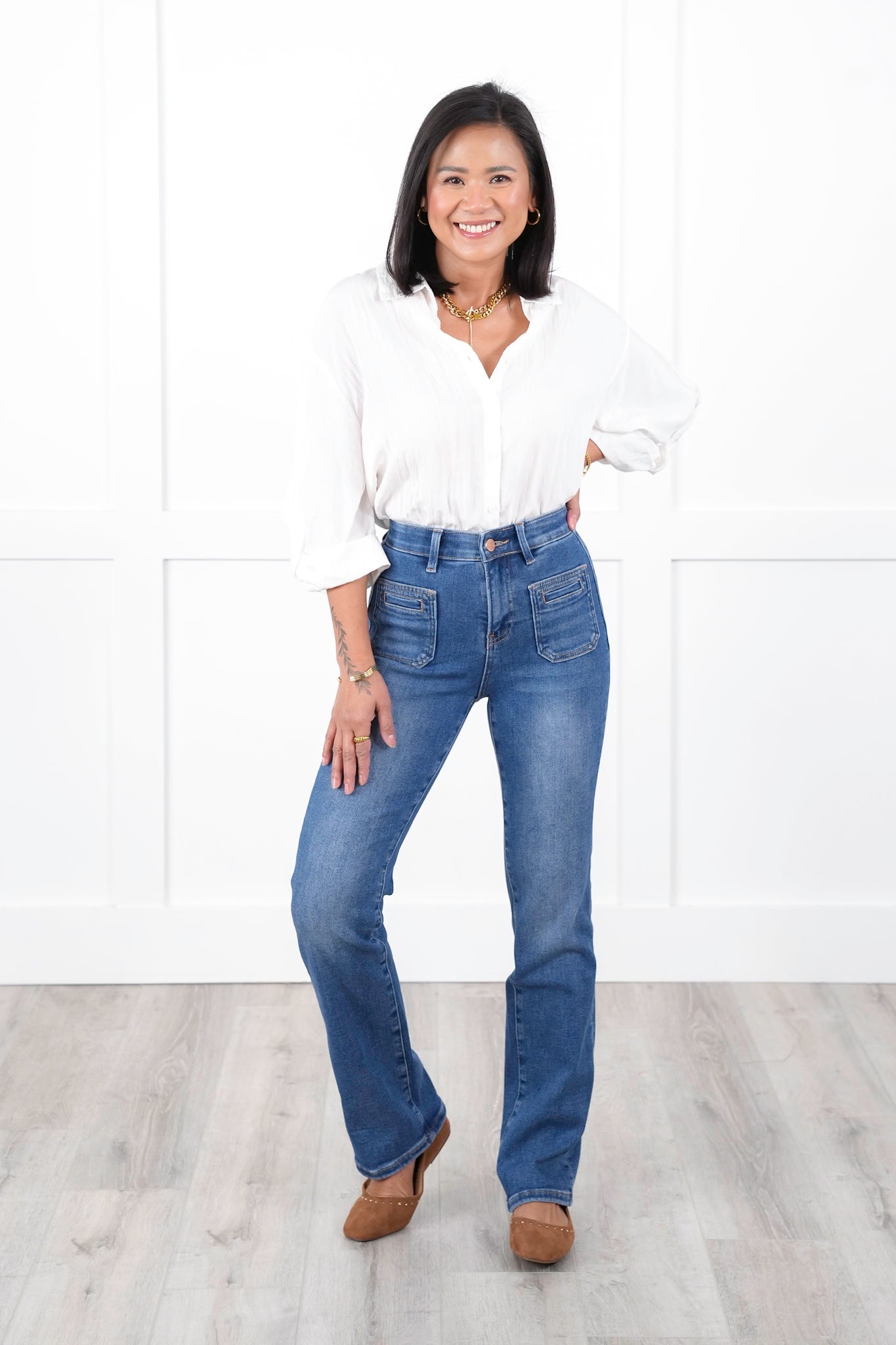 Risen High Rise Medium Wash Elastic Waistband Slim Straight Leg Jeans with Front Patch Pockets