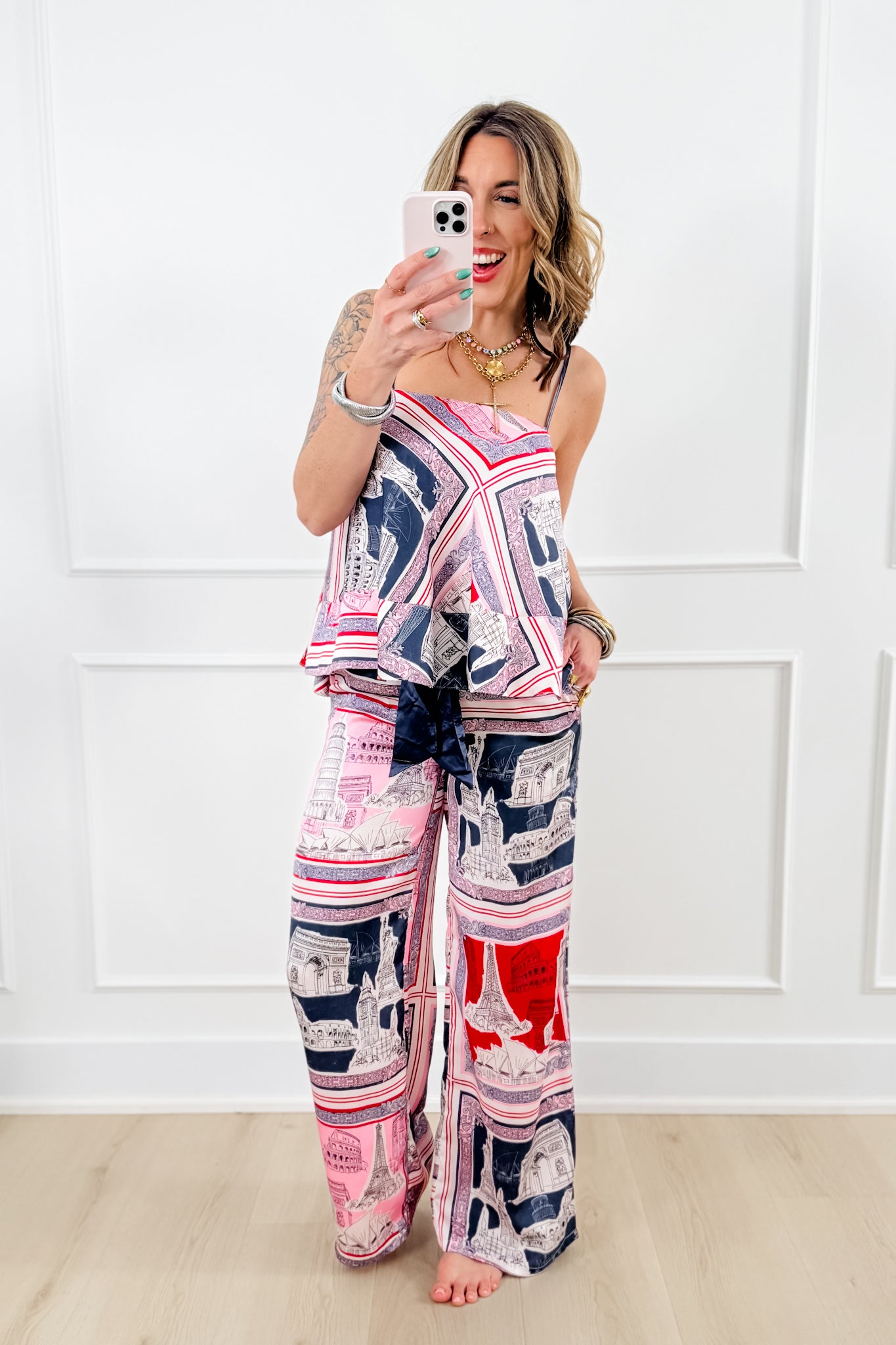 Destination Print Elastic Waistband Wide Leg Pants