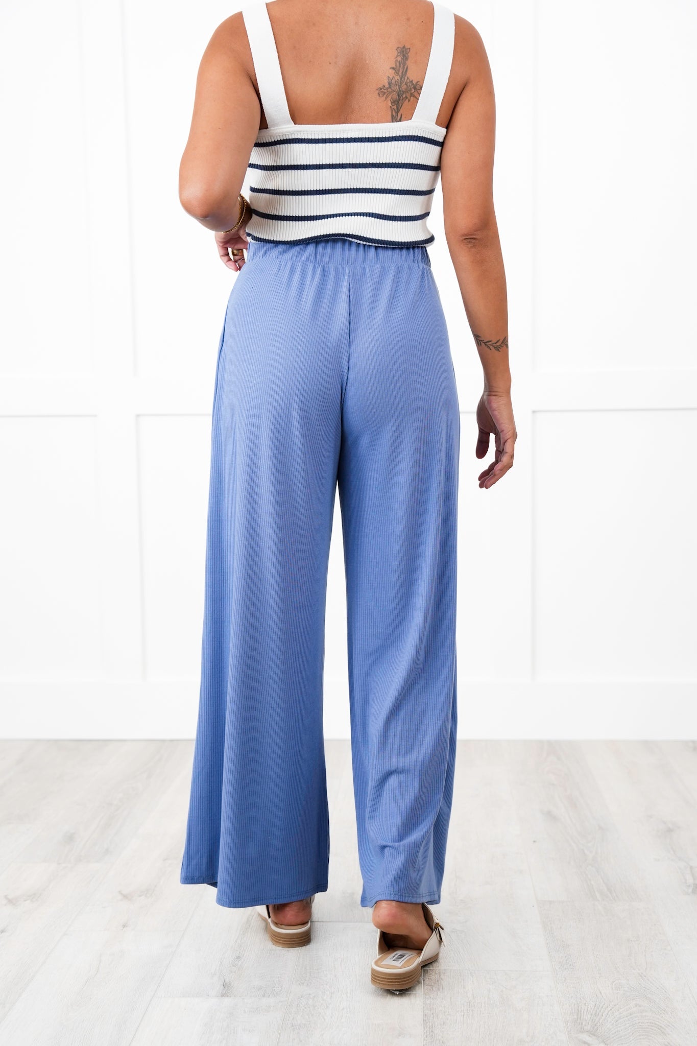 Ribbed Knit High Elastic Waist Wide Leg Pleated Pants (Multiple Colors)