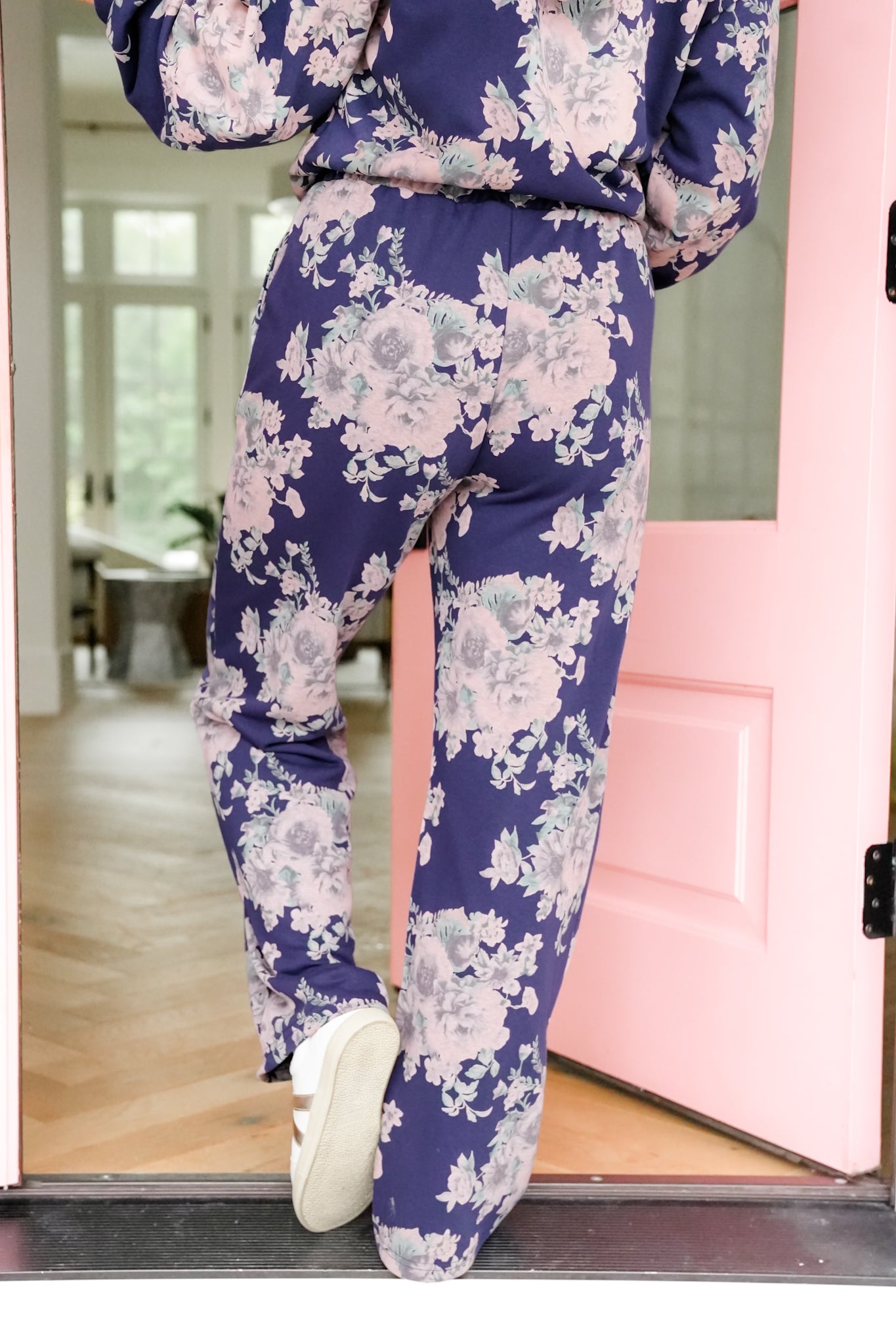 Floral Print Elastic Waist Straight Leg Sweatpants