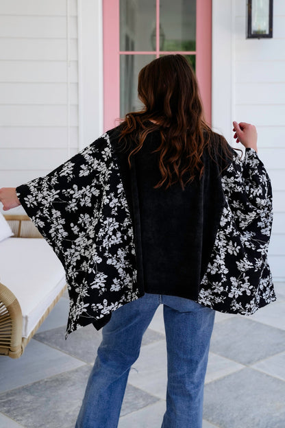 Elvis Presley Long Floral Sleeve Poncho Top