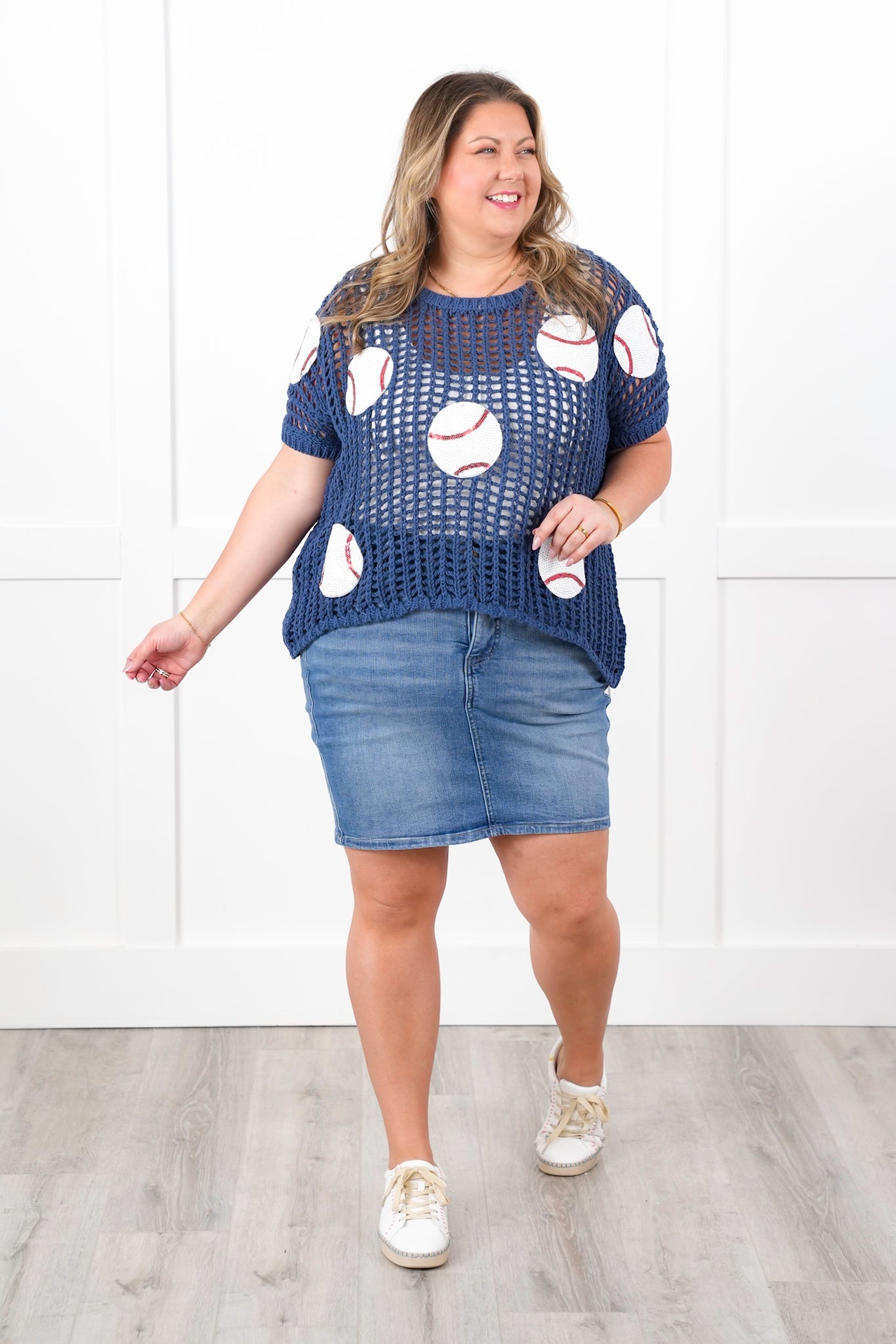 Loose Knit Short Sleeve Sweater with Sequin Baseball Patch Detail