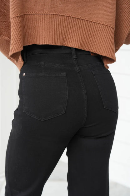 Restock! Judy Blue Dark Horse Black High Rise Black Tummy Control Classic Straight Leg Jeans