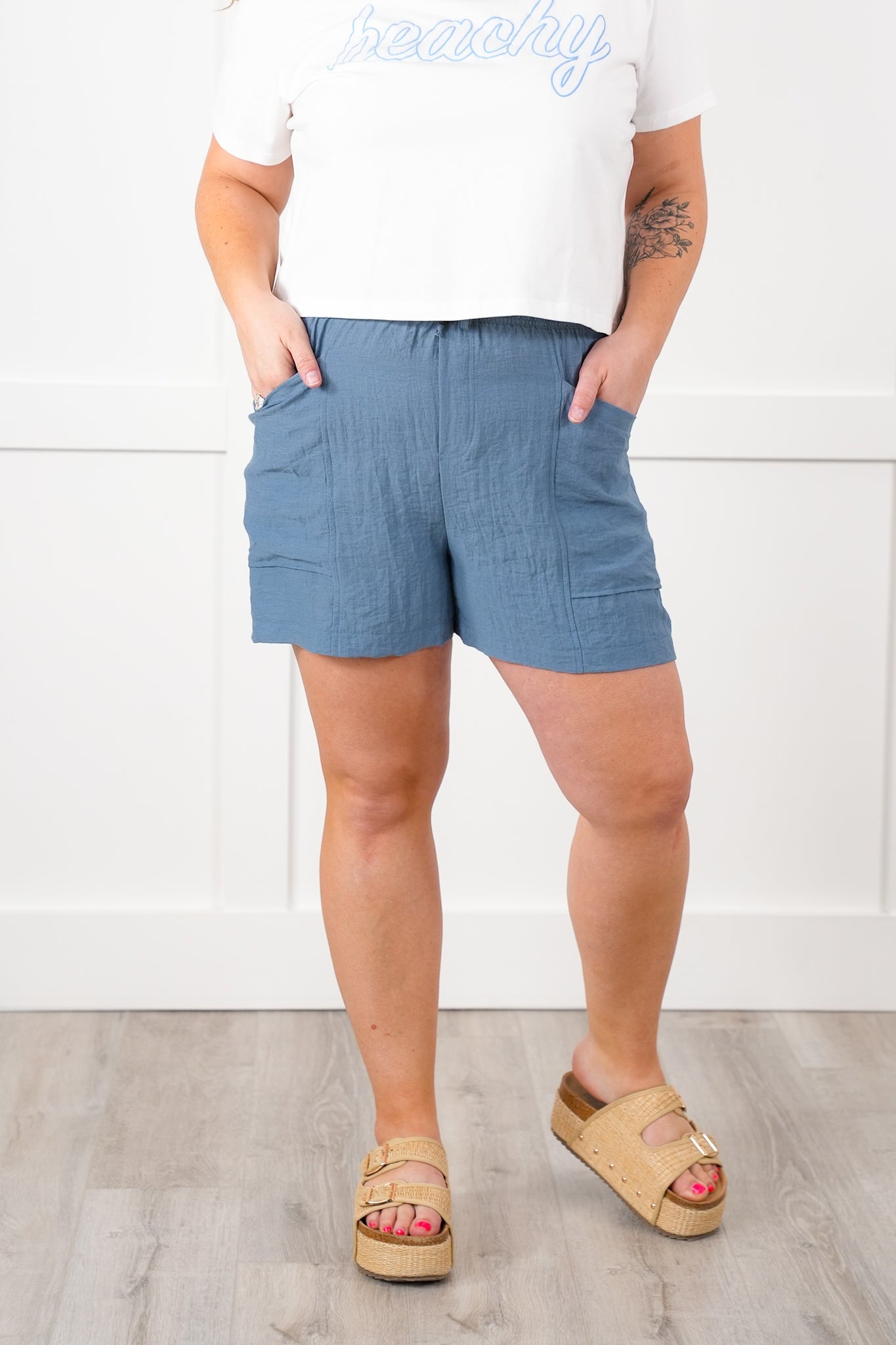 Linen Blend Elastic Waist Shorts with Patch Pockets