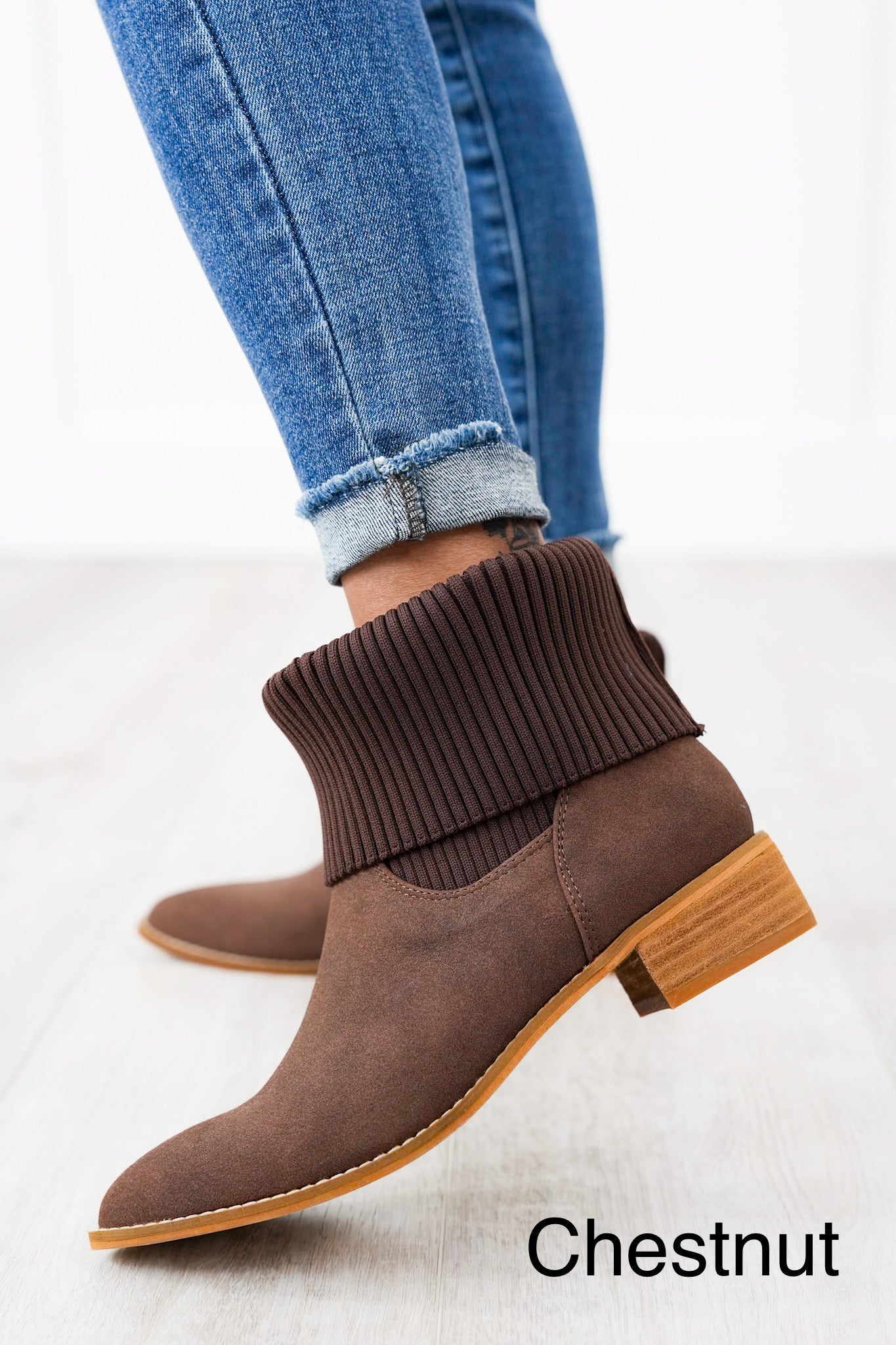 Ribbed Knit Cuff Boots