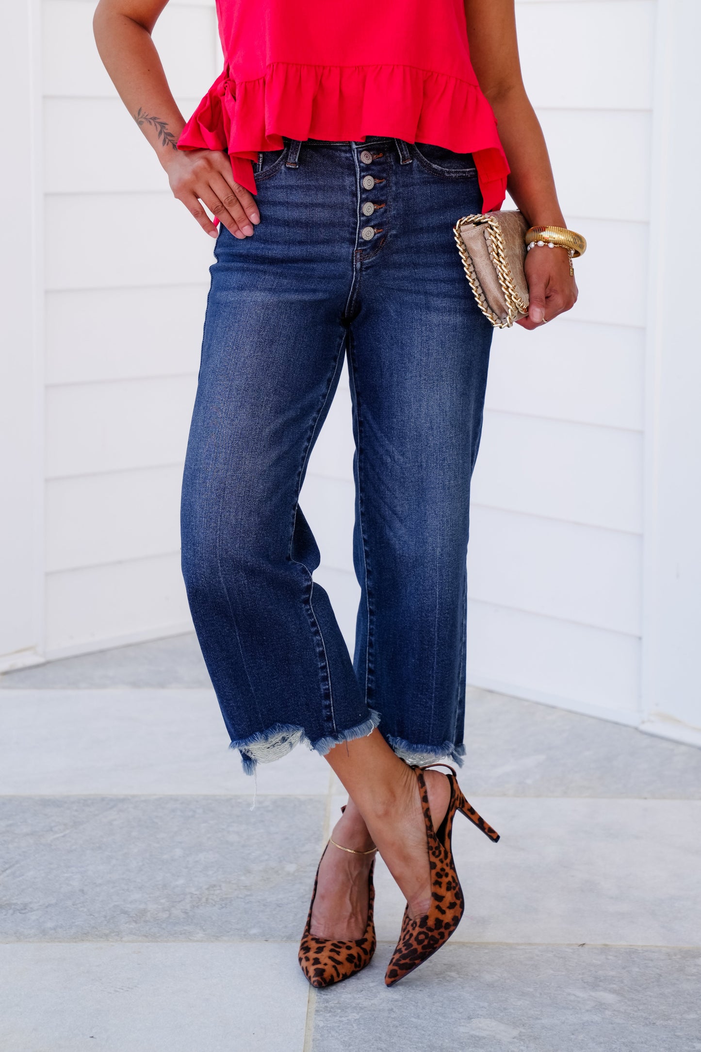 Judy Blue High Rise Medium Wash Button Fly Distressed Hem Cropped Wide Leg Jeans