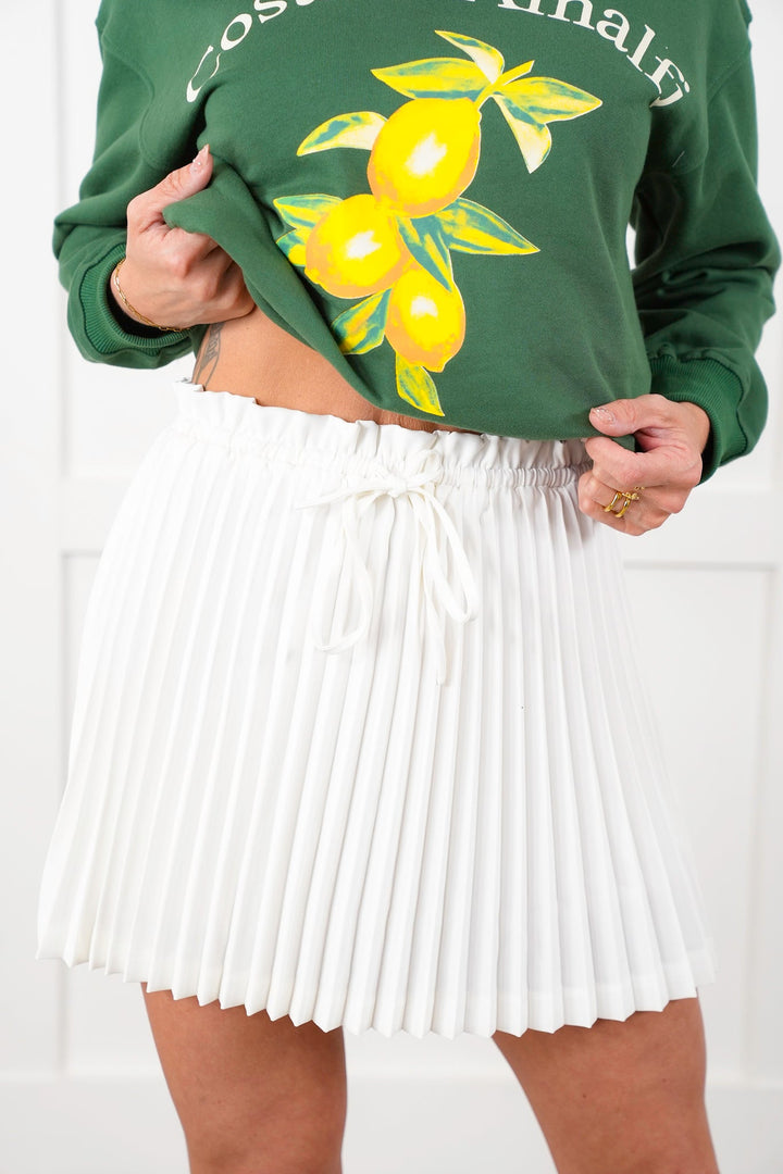 Plus/Reg White Pleated Paper Bag Waist Skirt