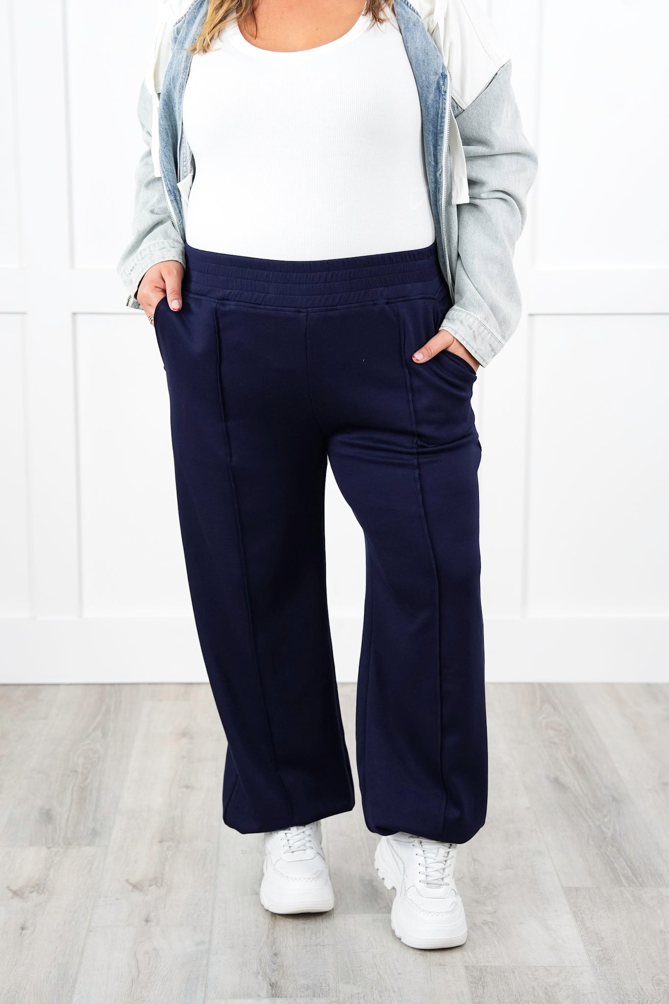 Plus/Reg Butter Soft Knit Elastic Waist Joggers with Side Pockets
