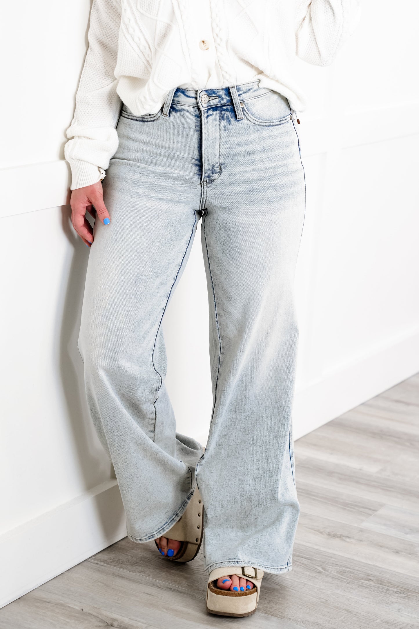 Judy Blue High Rise Light Wash Tummy Control Retro Wide Leg Jeans