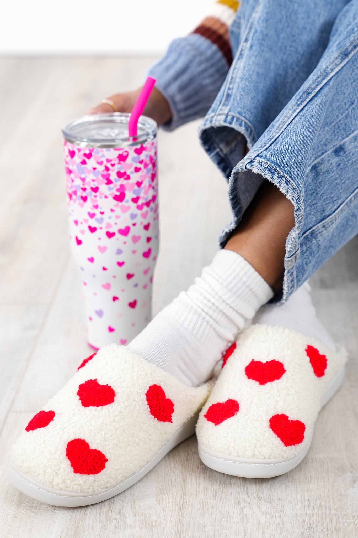 MIA Heart Patterned Fuzzy Slippers
