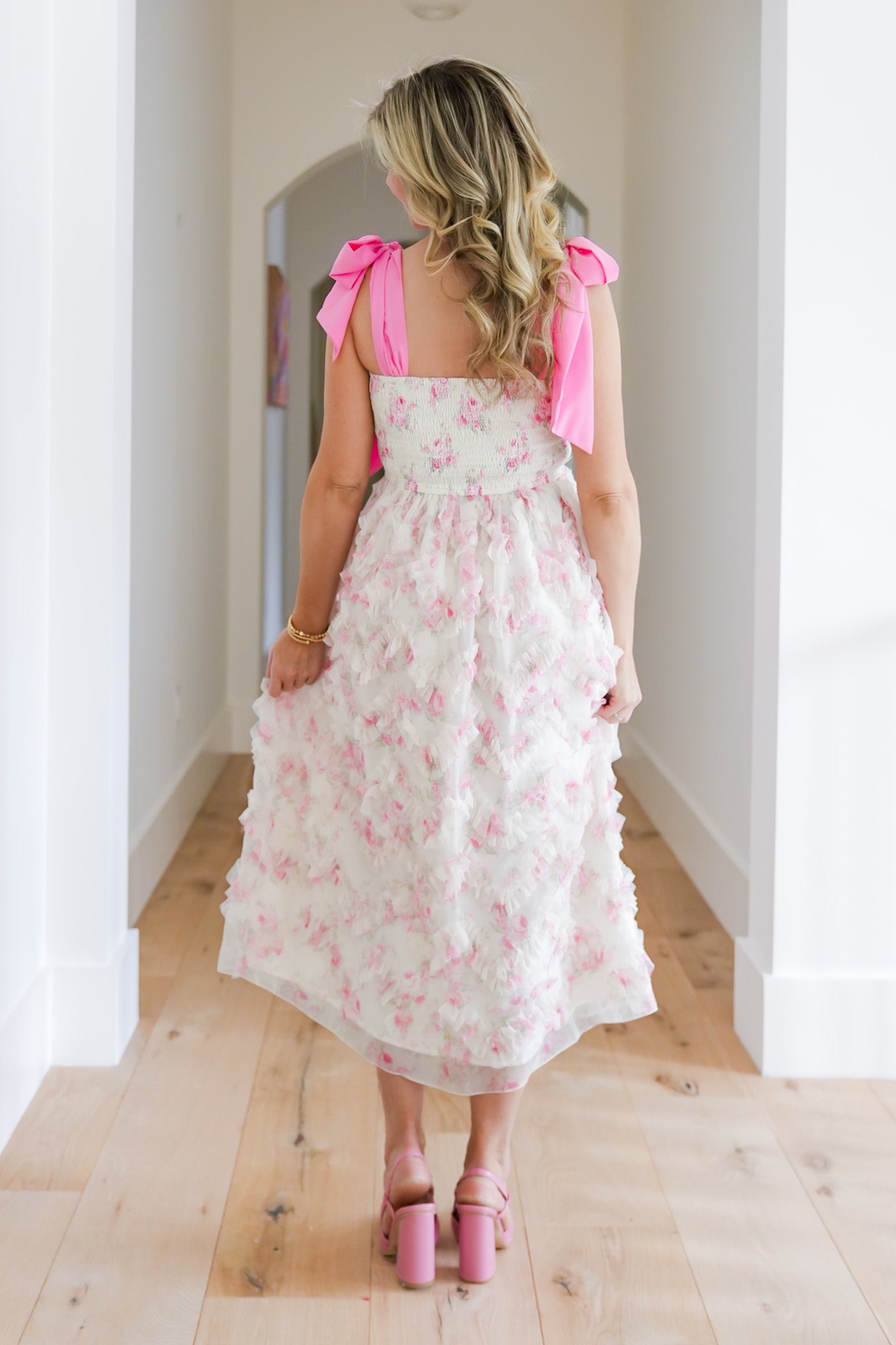 Floral Print Sleeveless Smocked Ruffle Dress