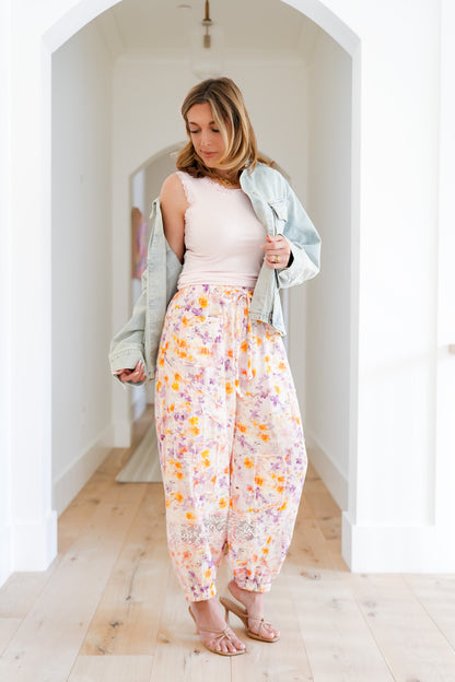 POL Floral Pattern Elastic Waist Jogger Pants