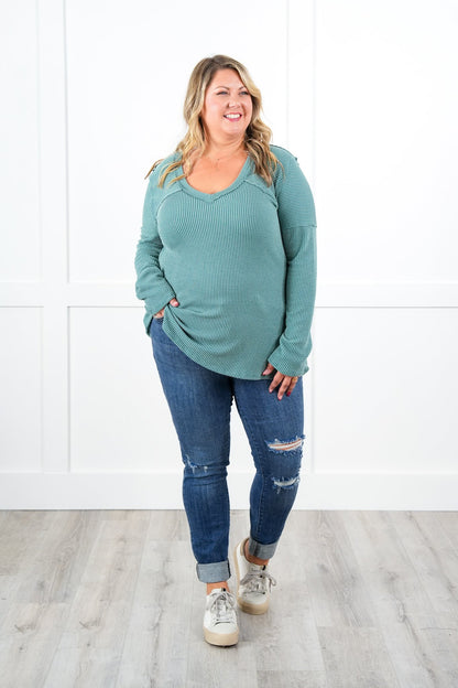 Plus/Reg Urban Ribbed Long Sleeve V-Neck Top