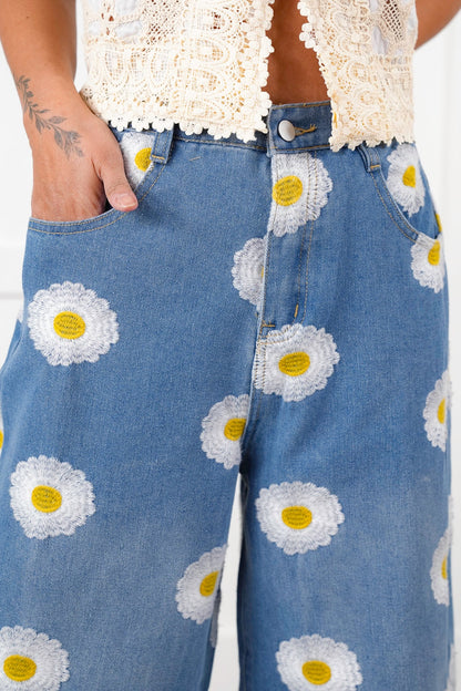 Restock! Plus/Reg Embroidered Daisy Wide Leg Denim Jeans