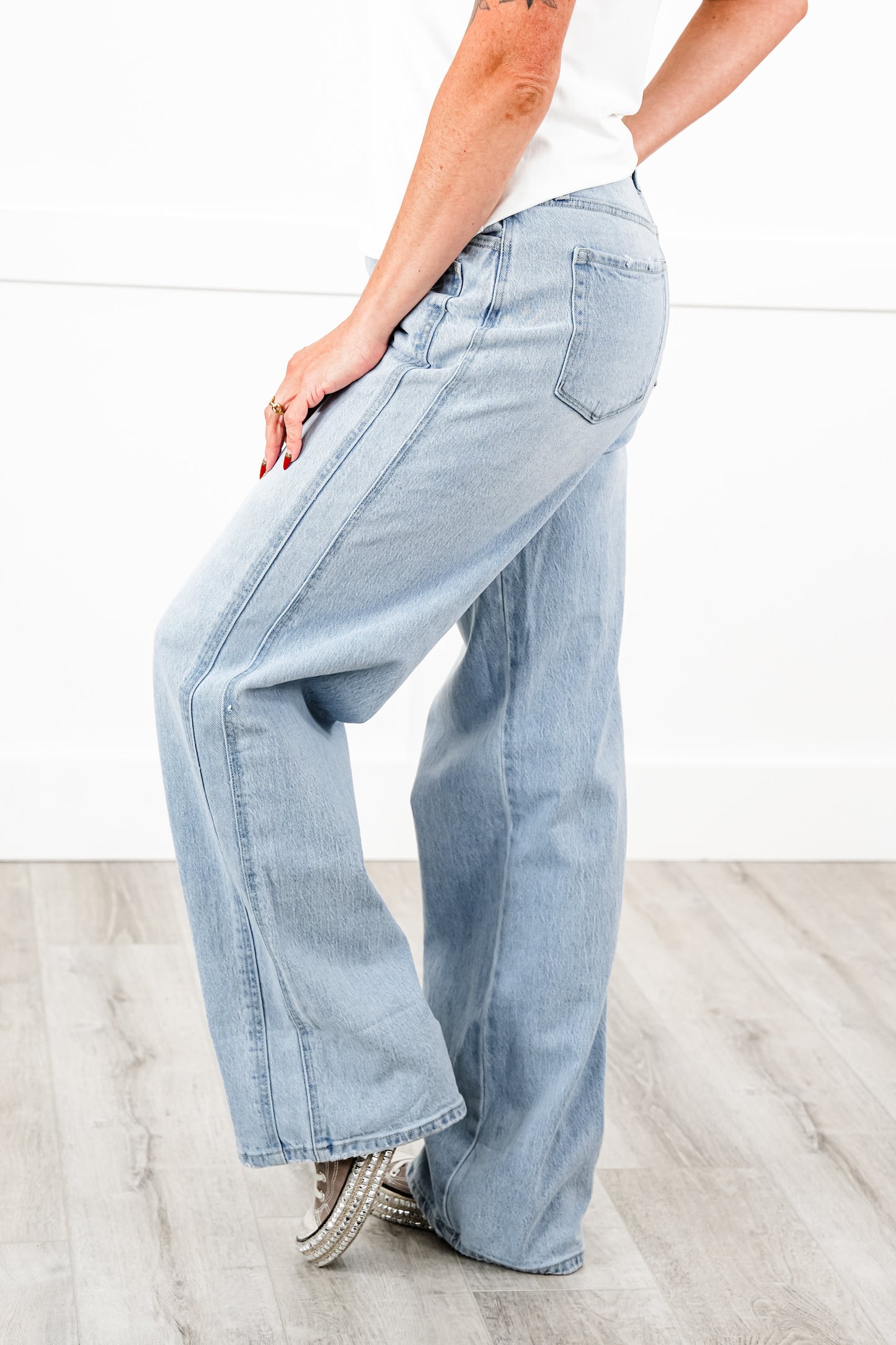 Vervet Super High Rise Light Wash Cuffed Baggy Wide Leg Jeans