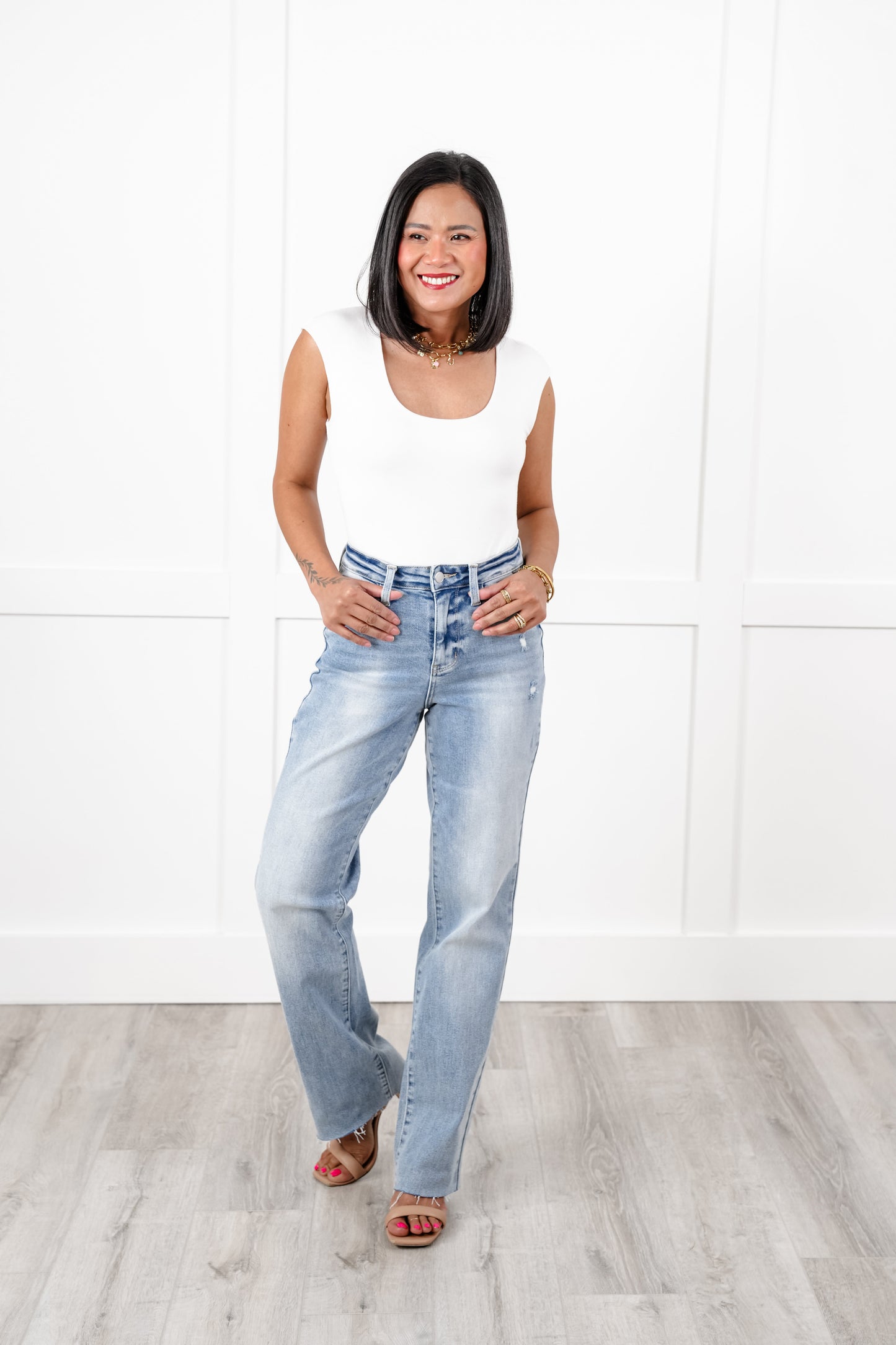Judy Blue 34" Inseam Straight Leg High Rise Jeans