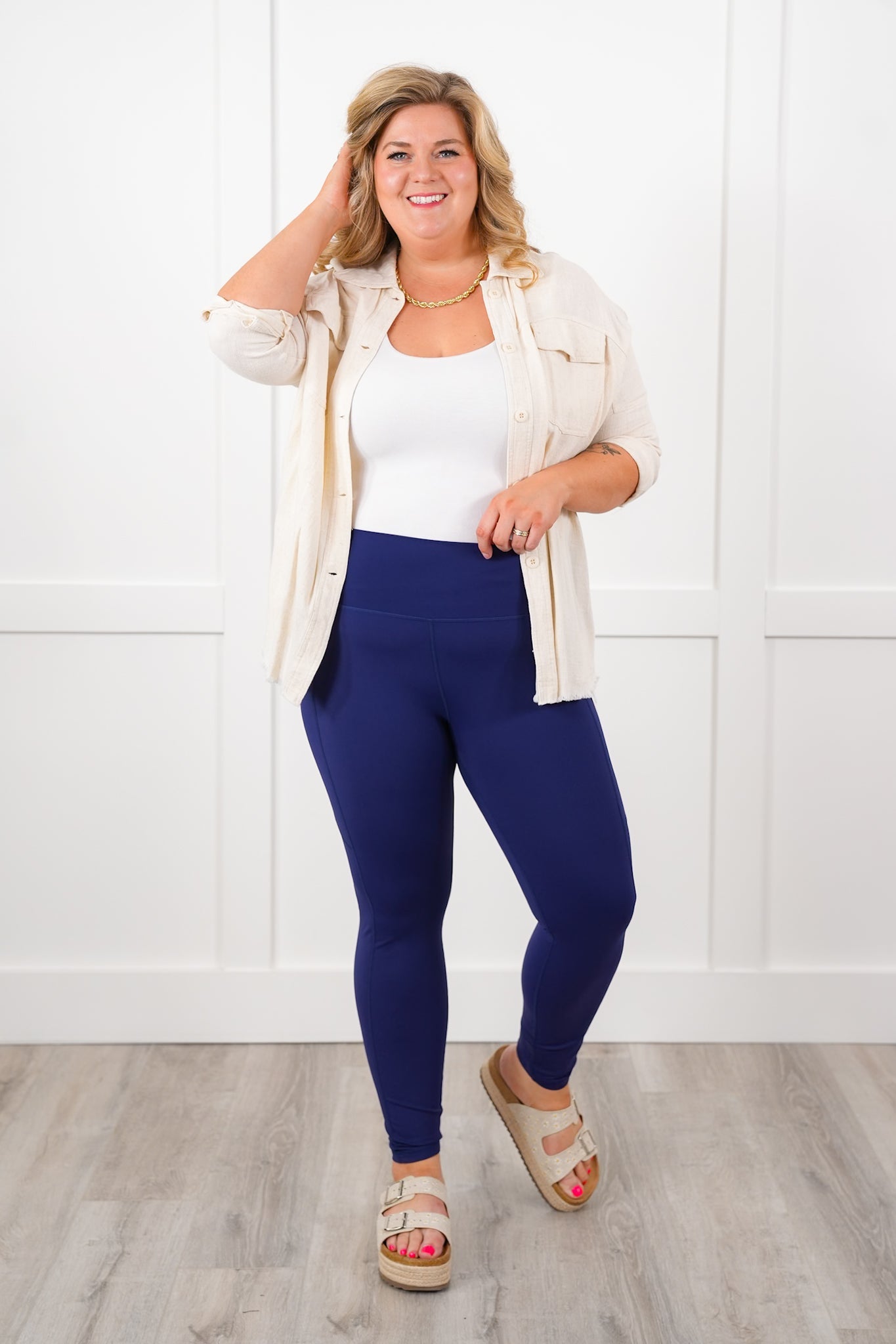 Door Buster! Plus/Reg High Waist Leggings with Pocket Detail