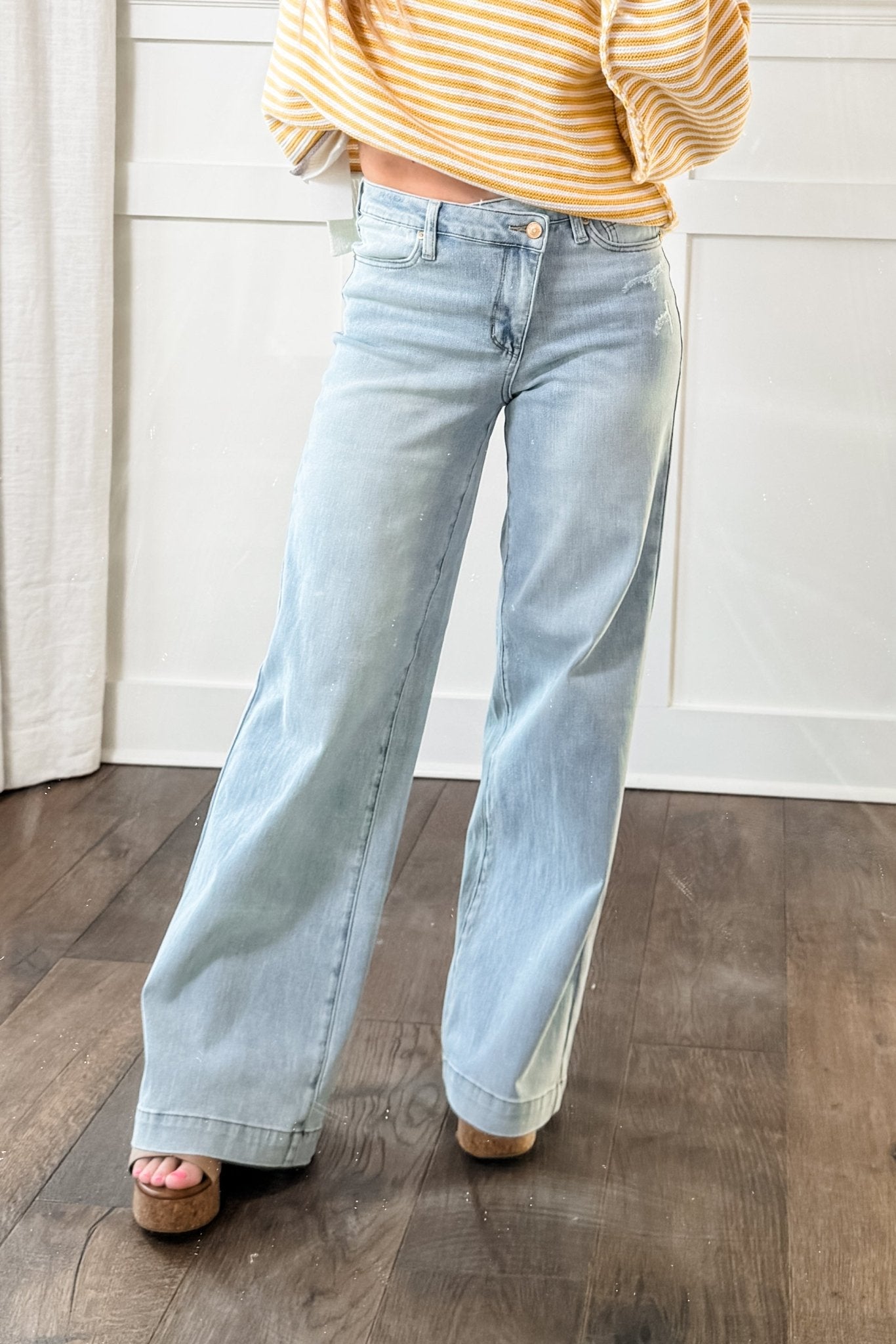 Judy Blue High Rise Light Wash Distressed Criss Cross Waistband