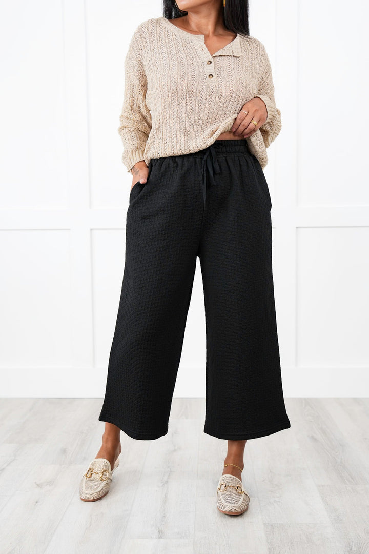 Black Textured Elastic Waistband Ankle Length Pants