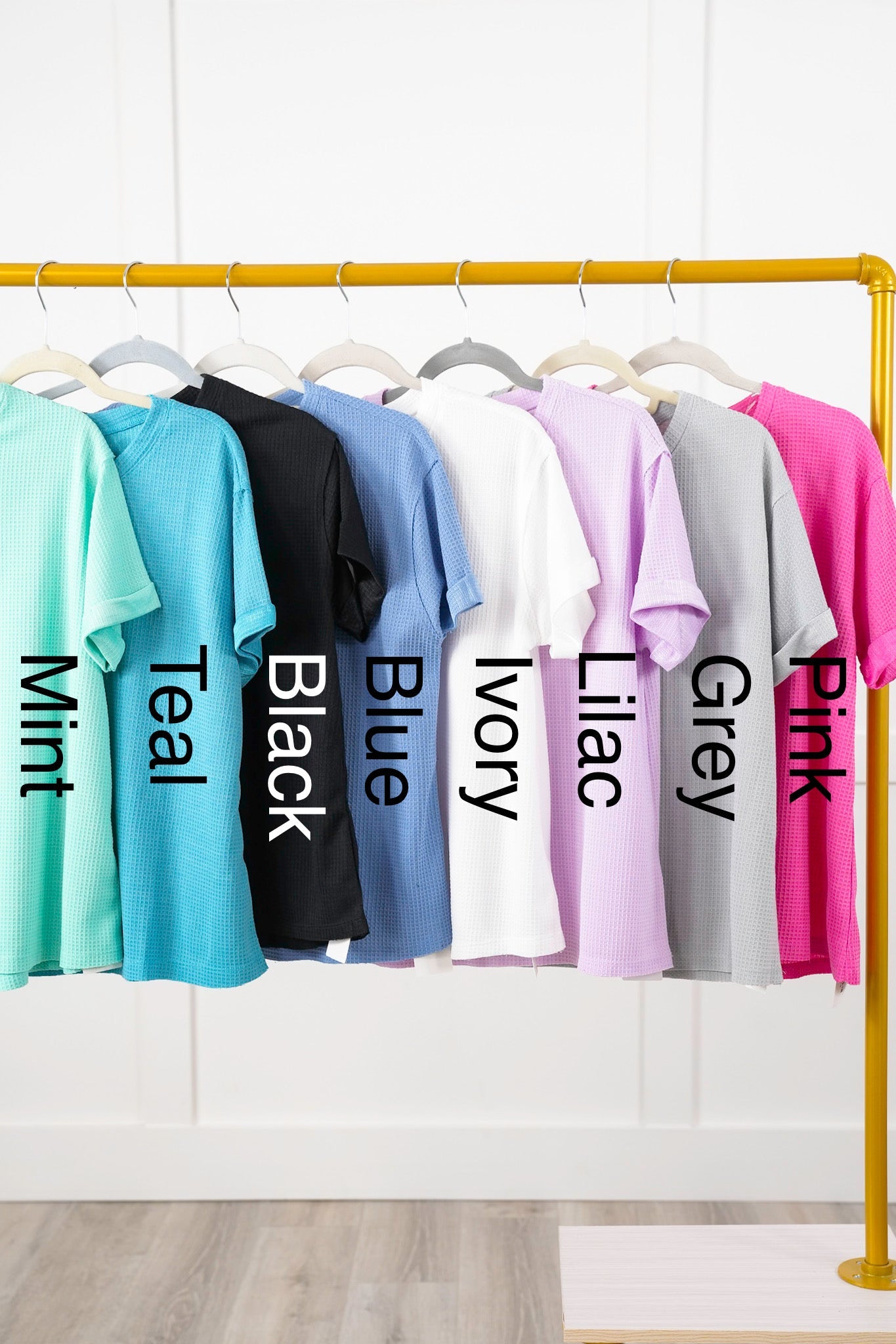 Door Buster! Plus/Reg Thermal Short Cuffed Sleeve Top