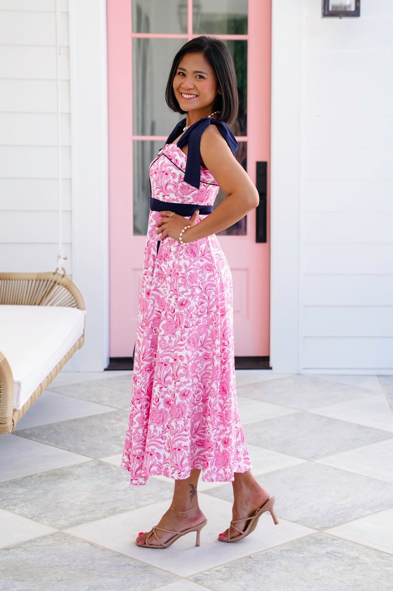 Pink Floral Sleeveless Midi Dress with Side Pockets