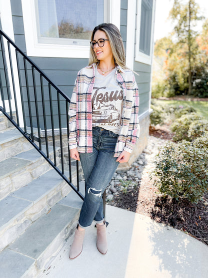 Judy Blue Eight Days A Week Vintage Wash Distressed Knee Patch Boyfriend Jean
