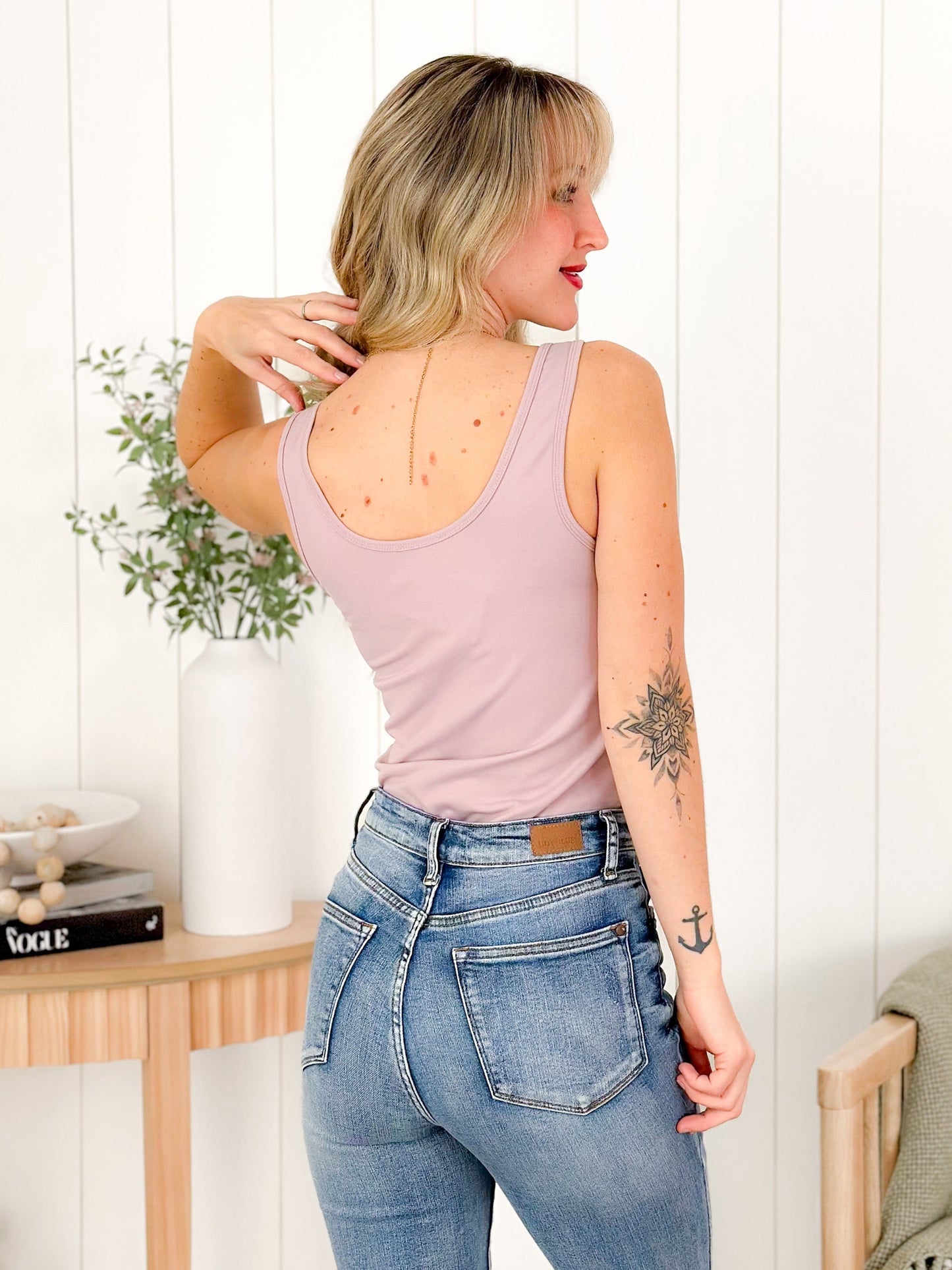Plus/Reg Sleeveless Square Neck Bodysuit (Multiple Colors)