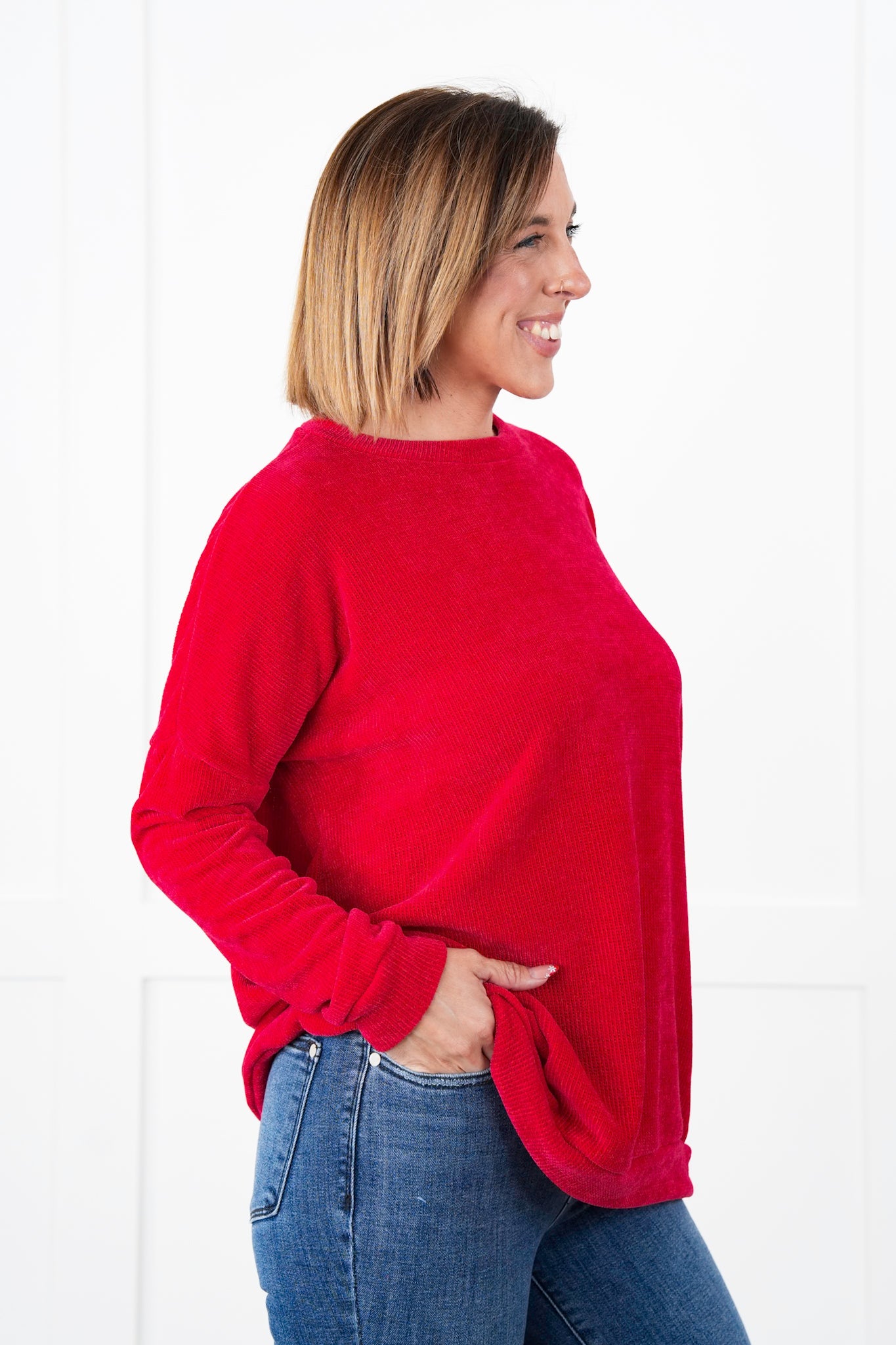 Plus/Reg Solid Chenille Long Sleeve Round Neck Top (Multiple Colors)