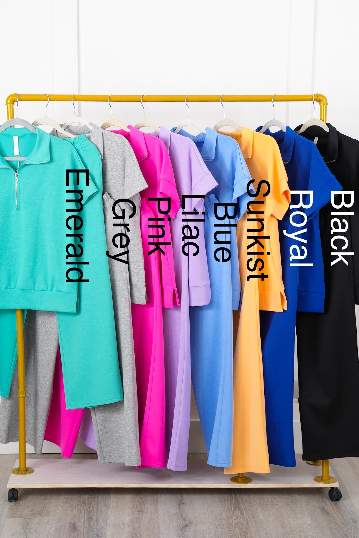 Door Buster! Plus/Reg Short Dolman Sleeve Half Zip Top and Pant Travel Set