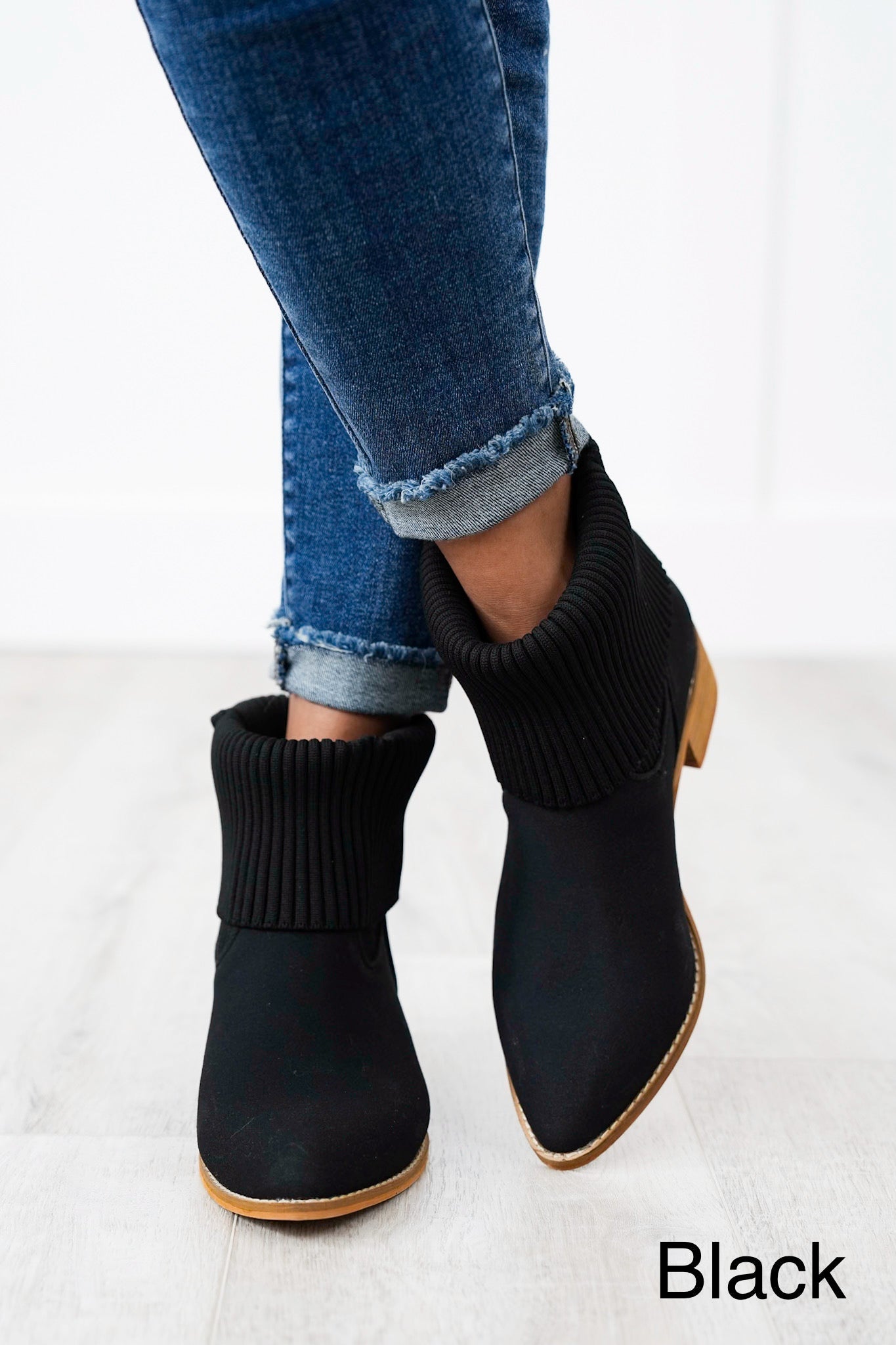 Ribbed Knit Cuff Boots
