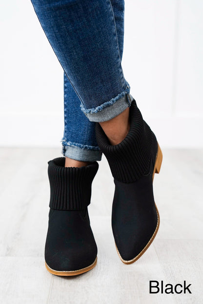 Ribbed Knit Cuff Boots