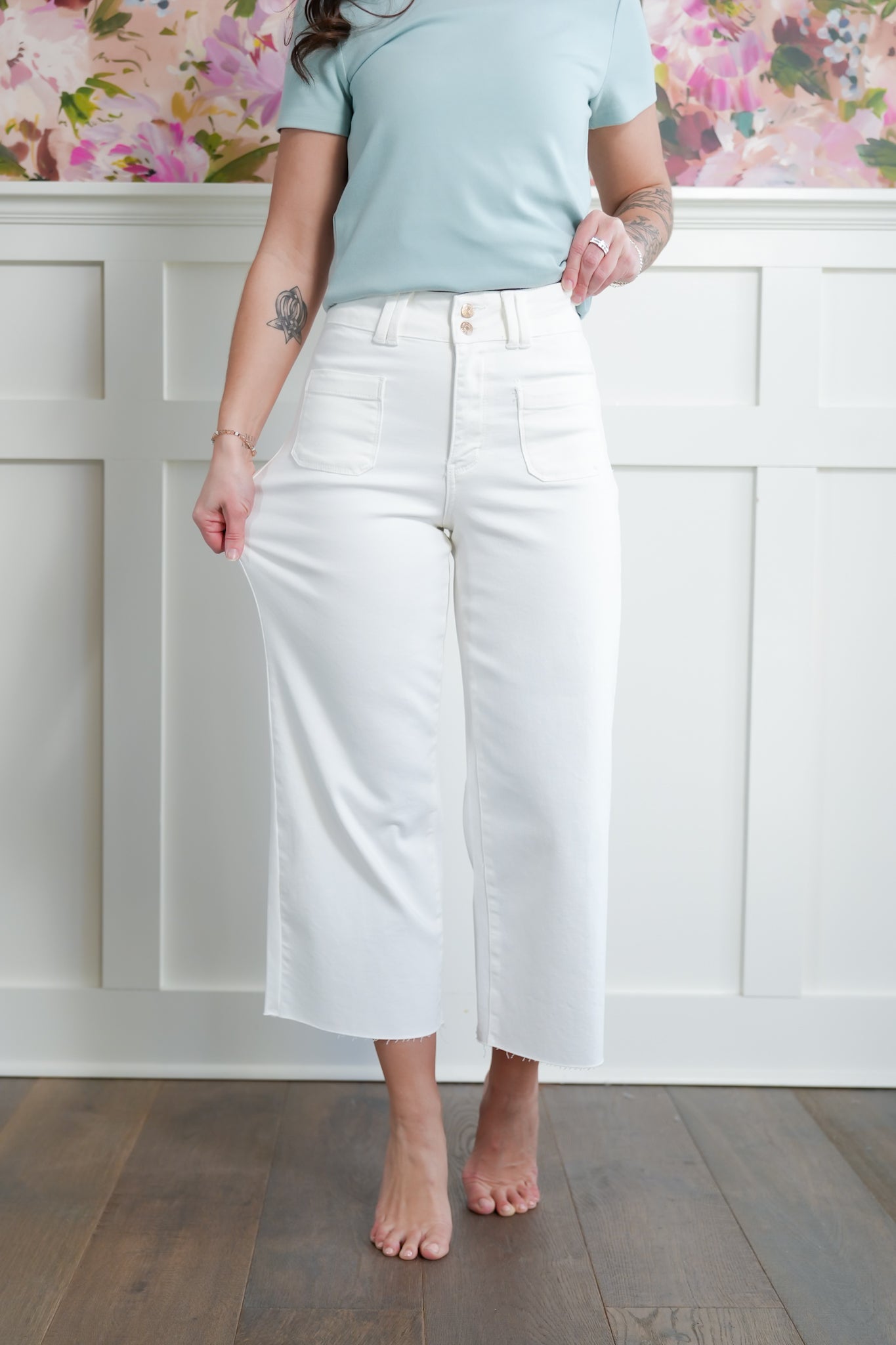 Judy Blue High Rise White Cropped Wide Leg Jeans with Patch Pockets