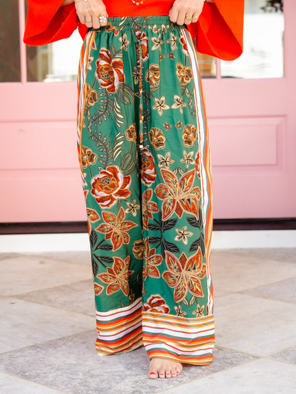 Plus/Reg Floral & Border Print Elastic Waist Wide Leg Pants