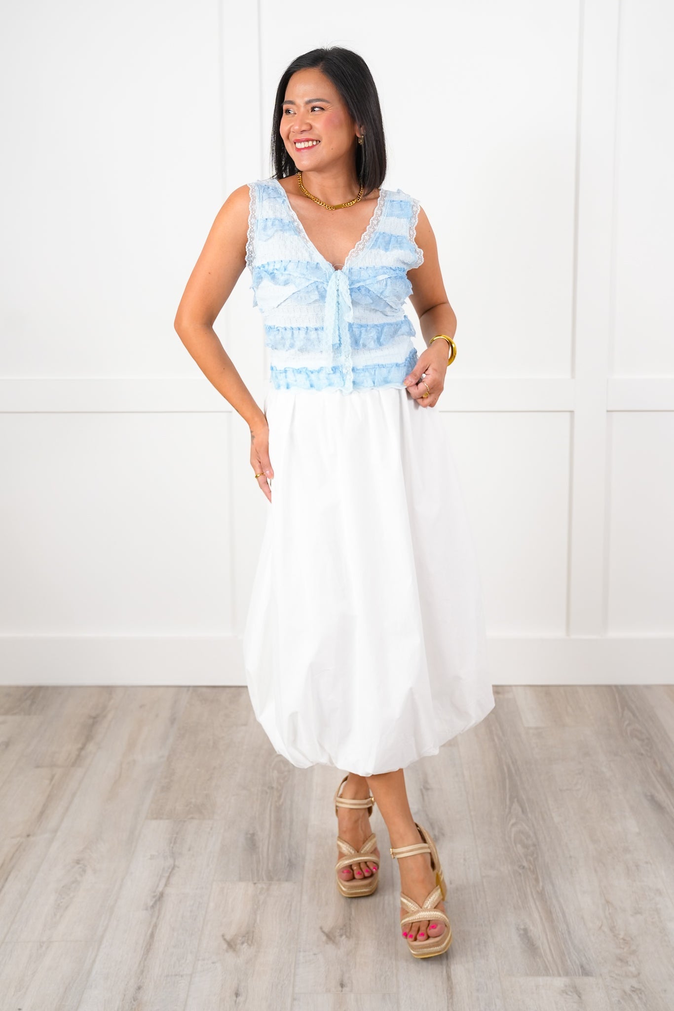 POL Woven Lace Ruffle Sleeveless V Neck Crop Top