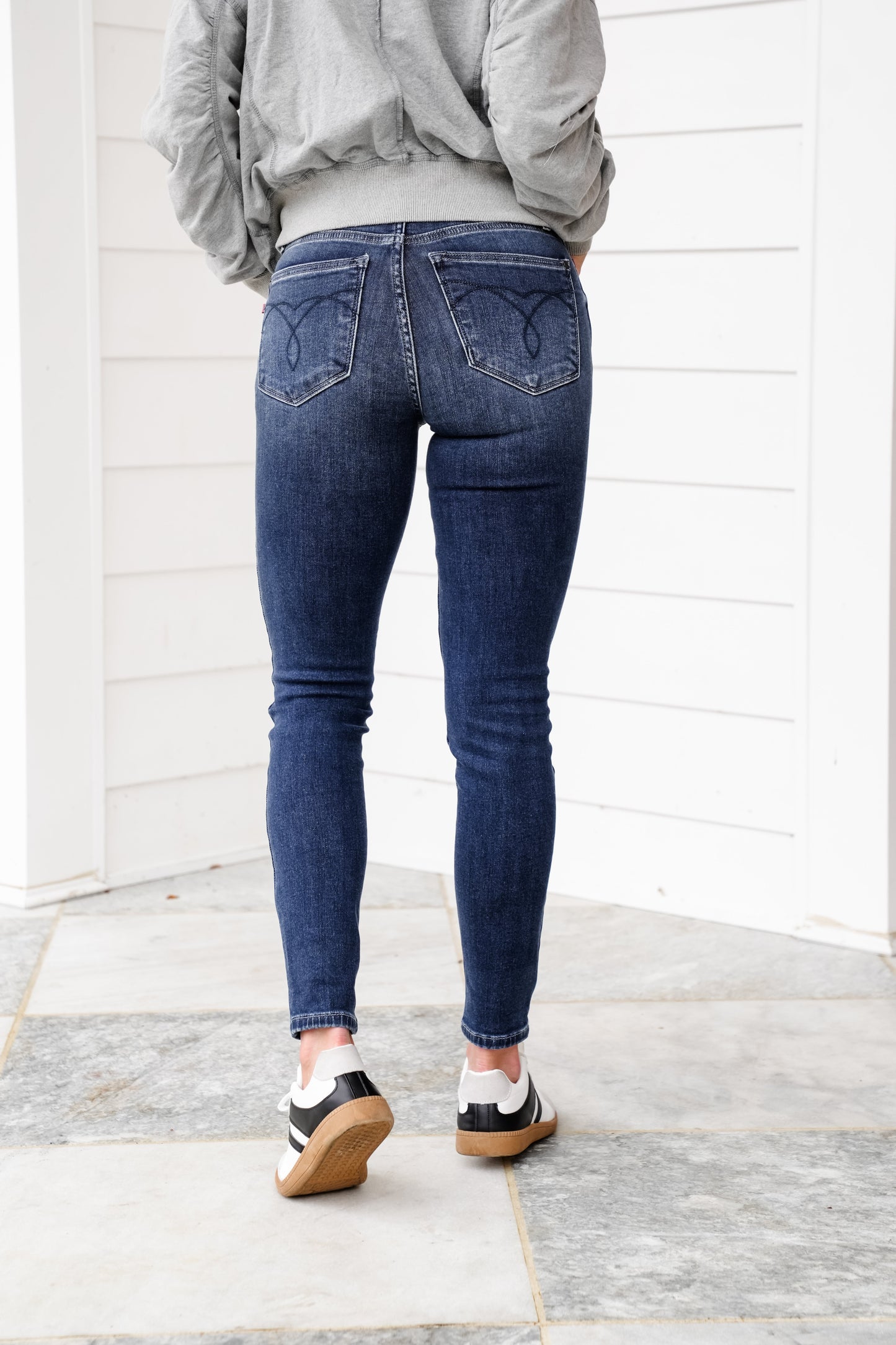 Judy Blue Mid Rise Dark Wash Thermal Skinny Jeans